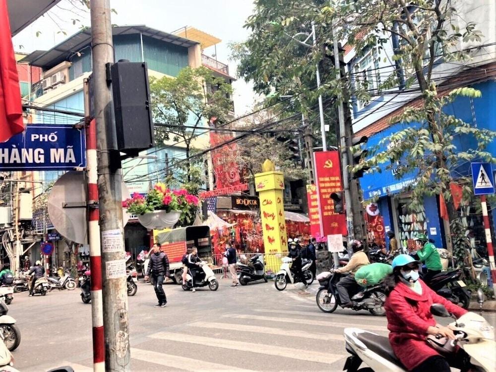 Tu Linh Palace Hotel