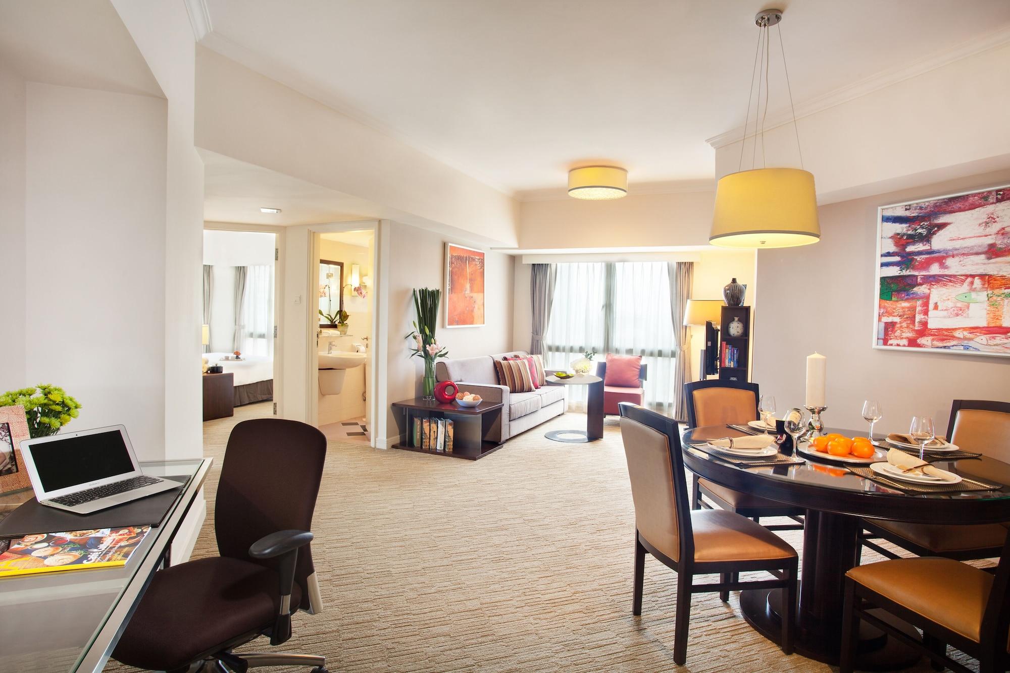 Somerset Grand Apartment *