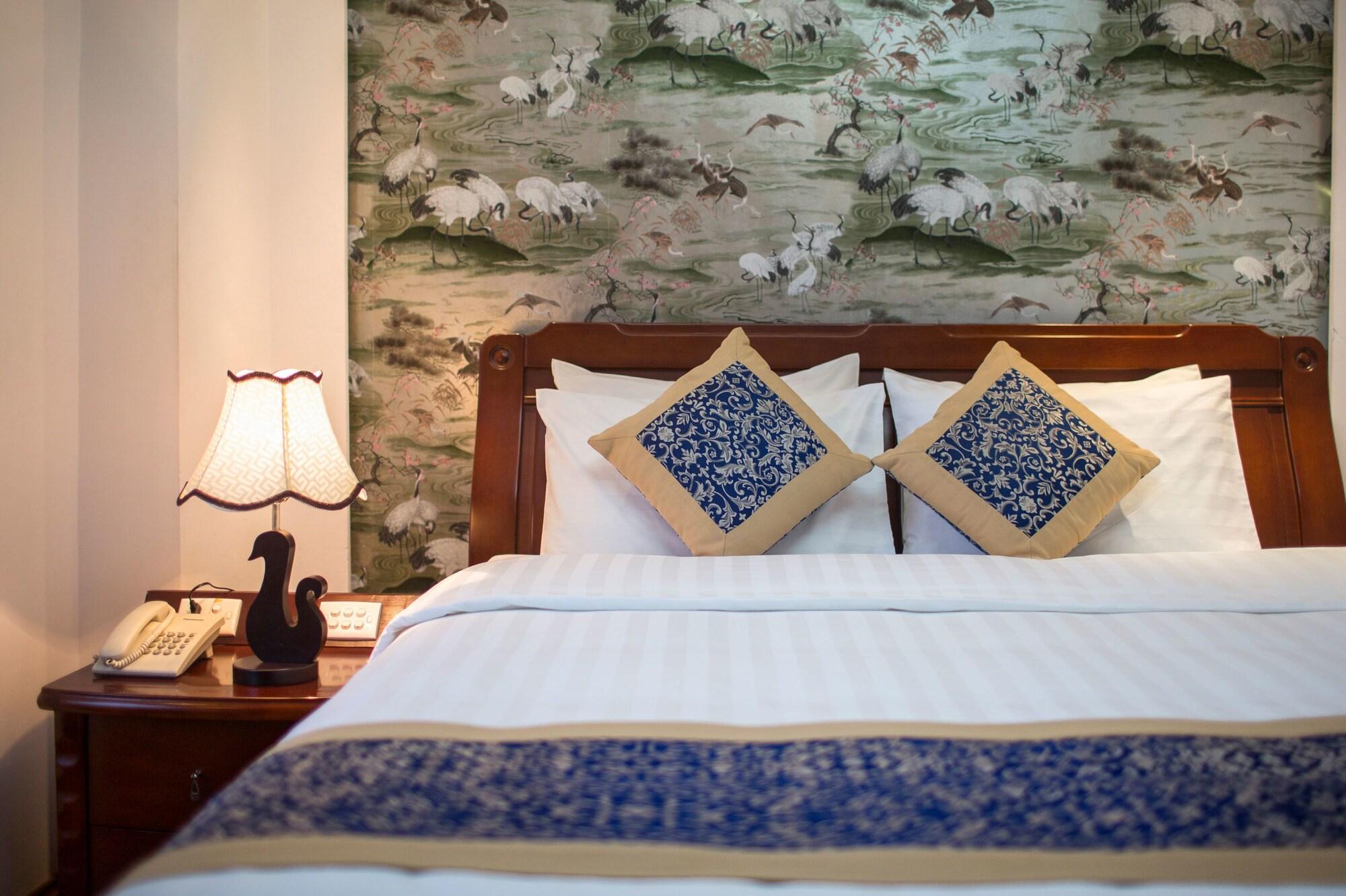 Hotel Lakeside Palace 3*