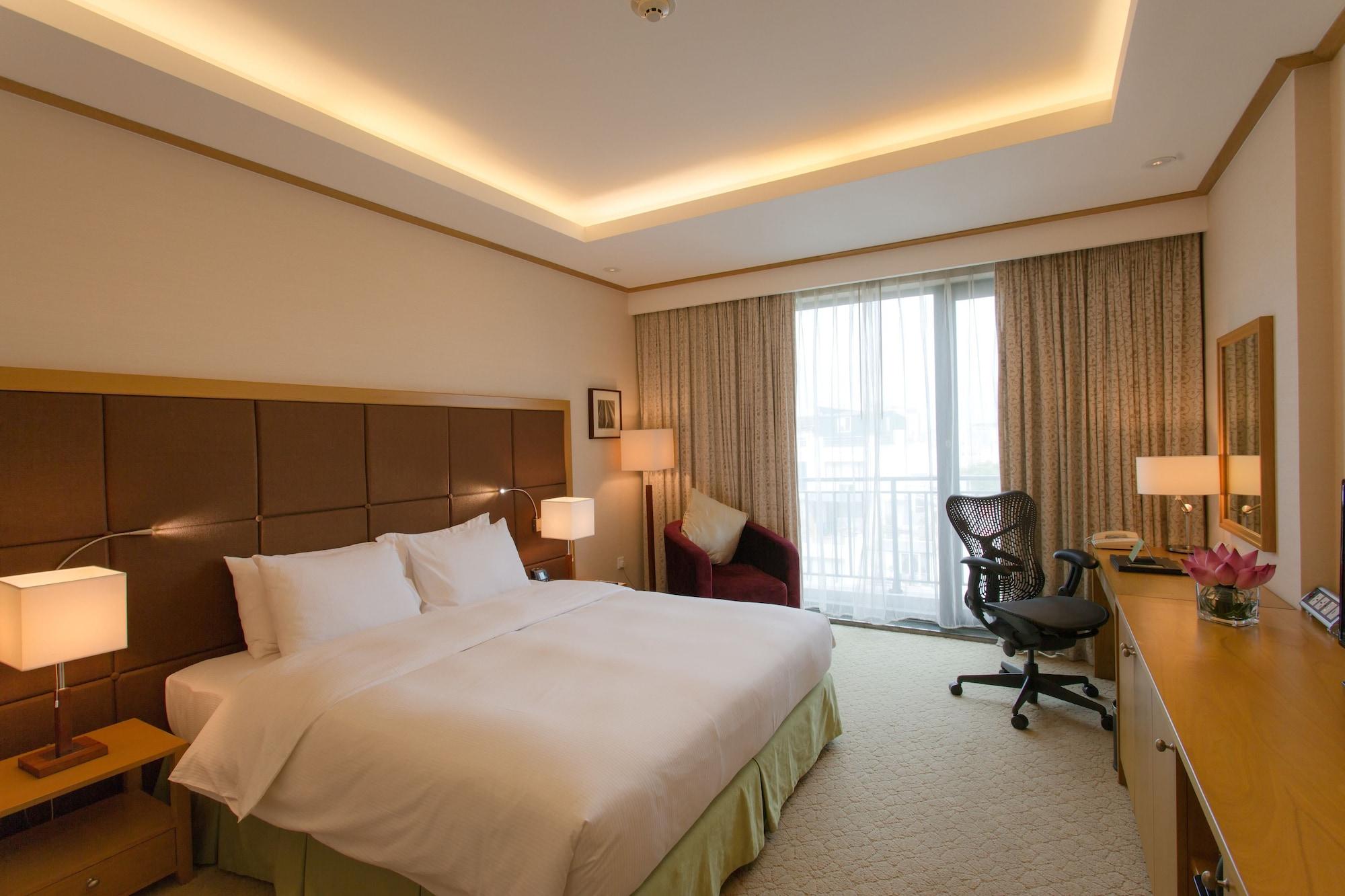 Hotel Hilton Garden Hanoi