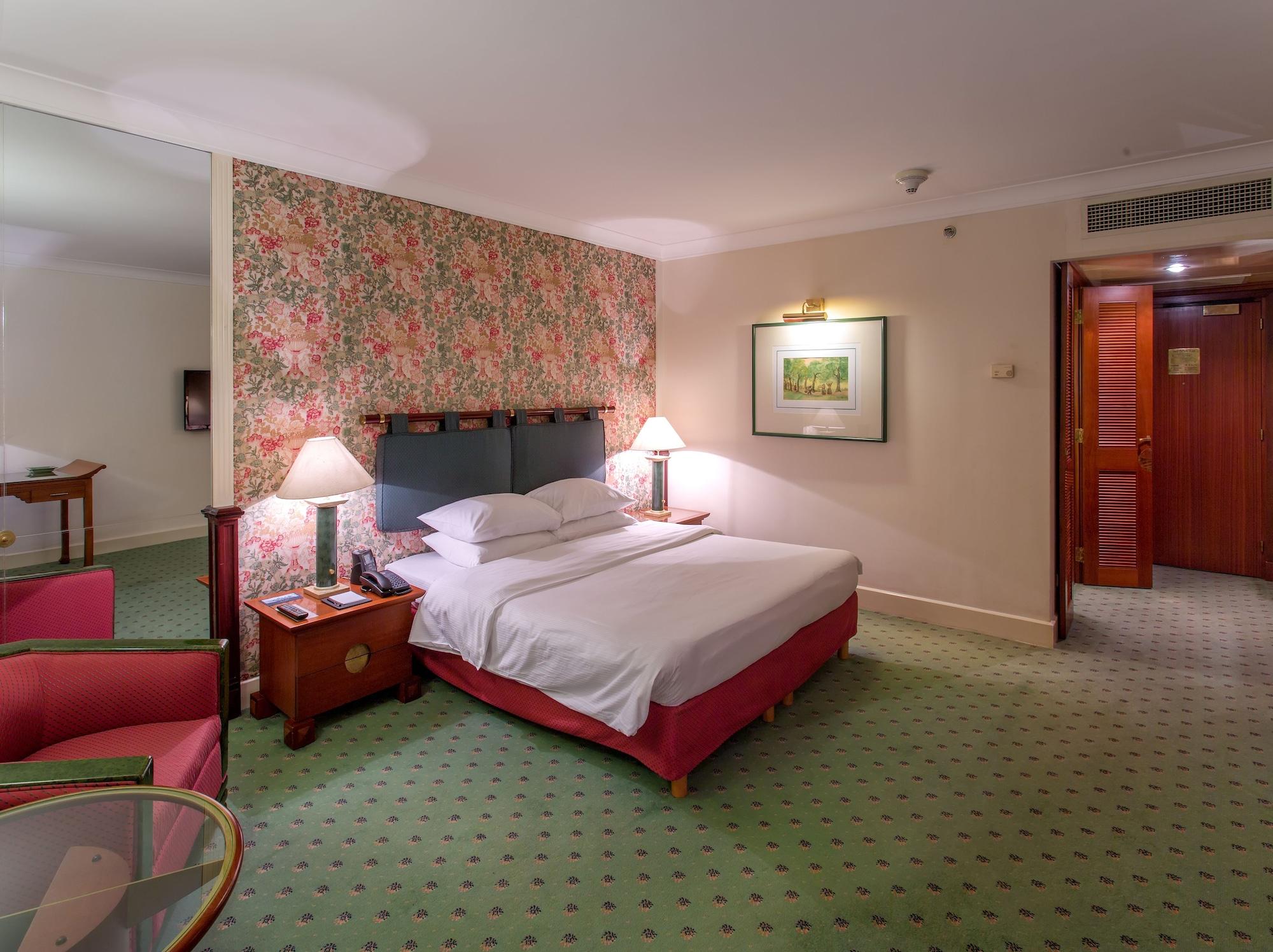 Hilton Opera 5* Hanoi