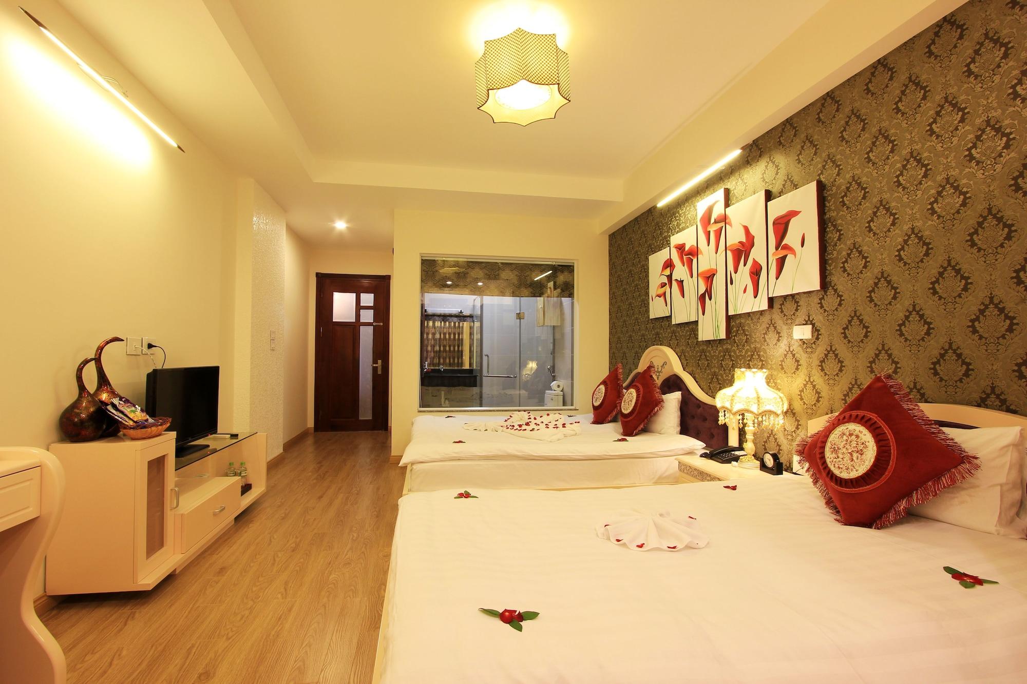 Inner Hotel