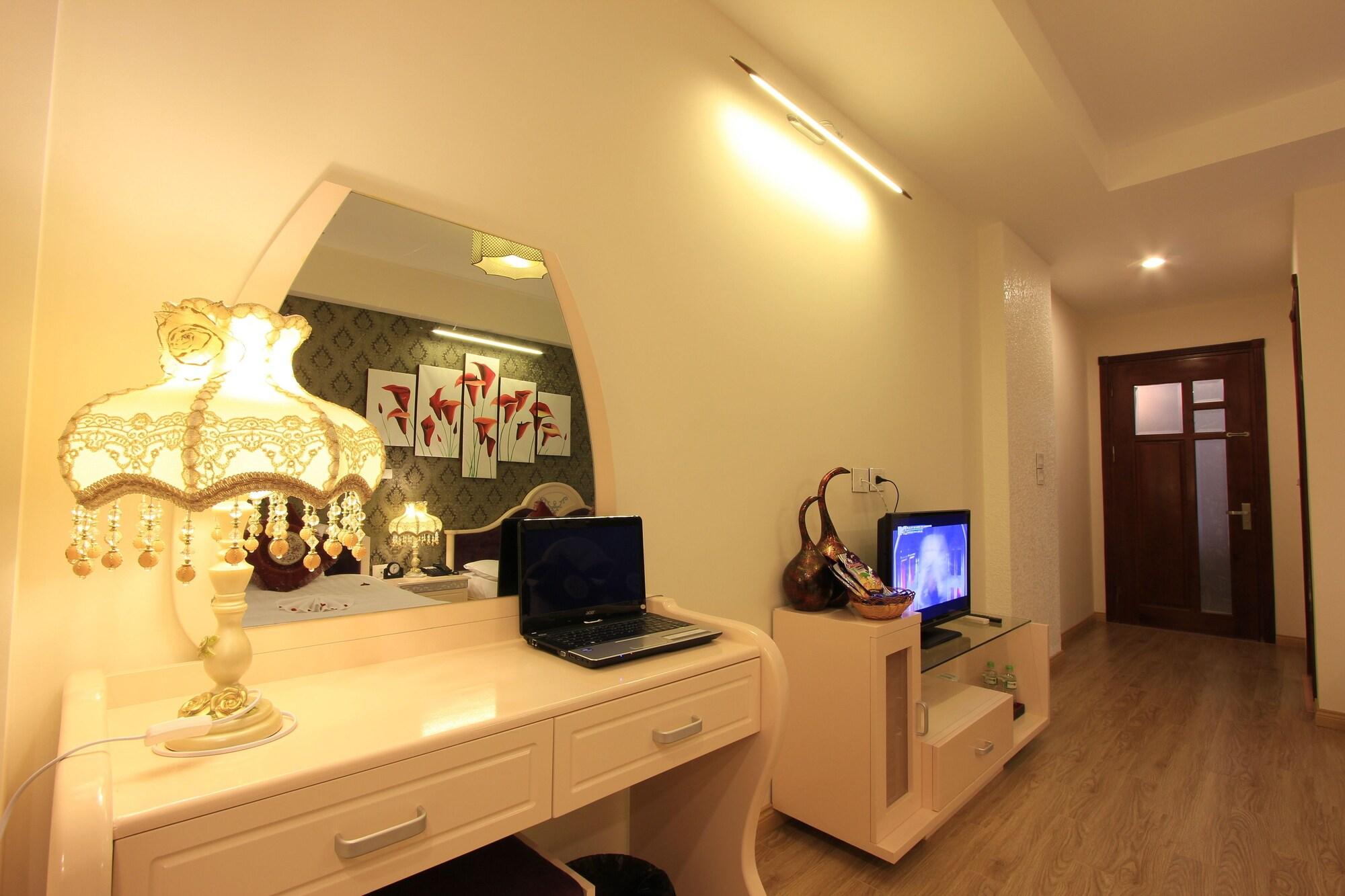 Inner 3* Hanoi