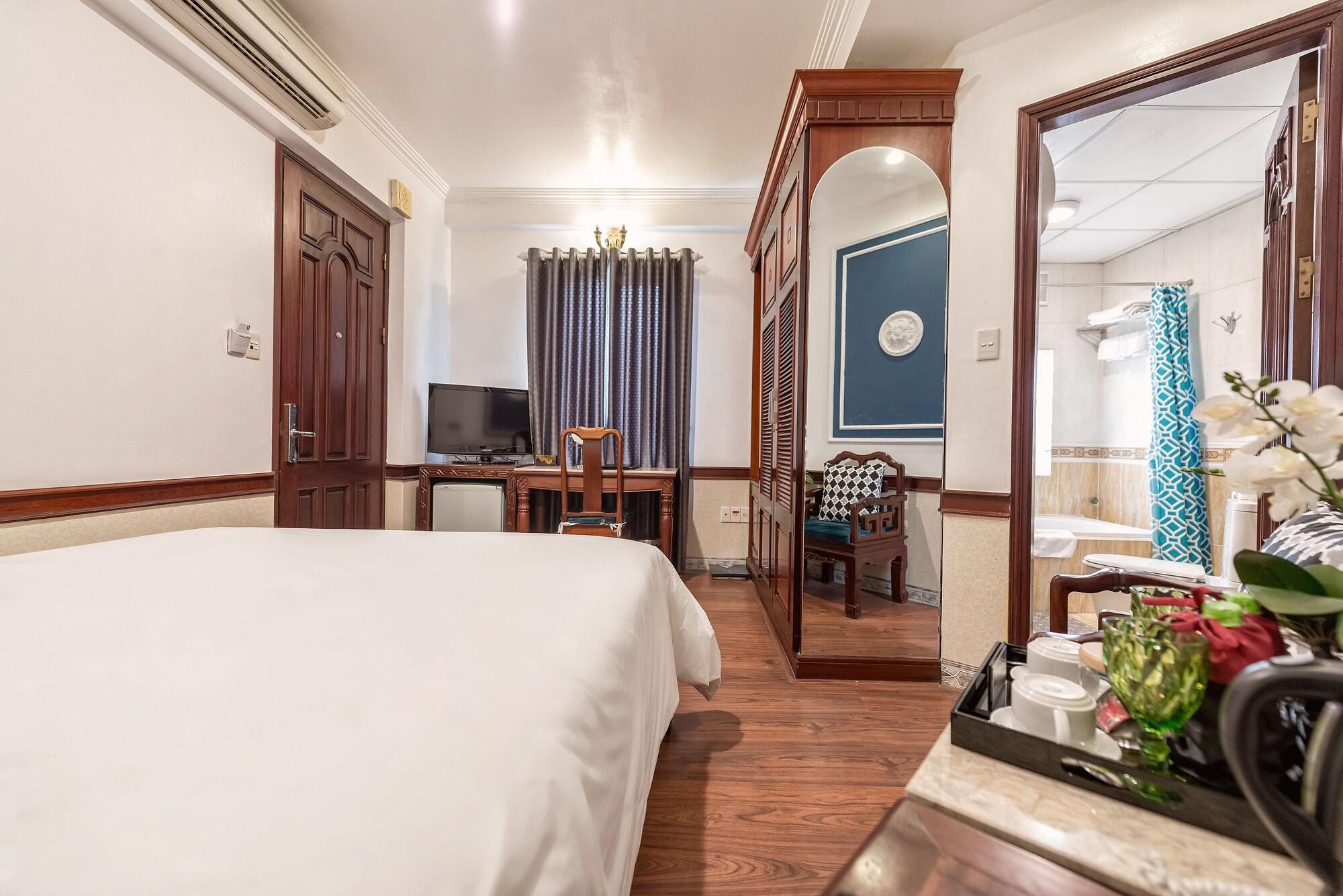 Ii Hotel 2*