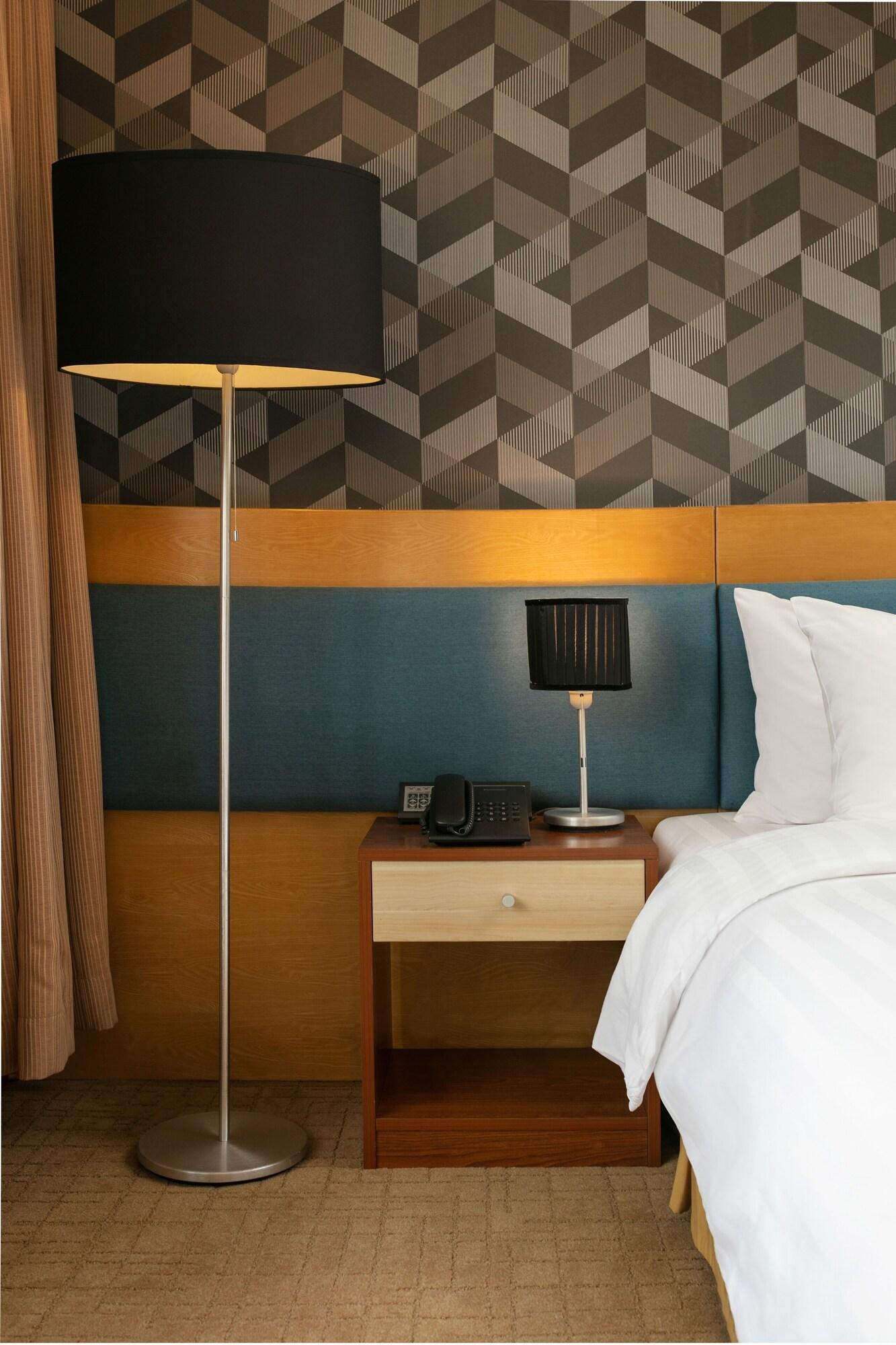 La Casa Hotel 4*