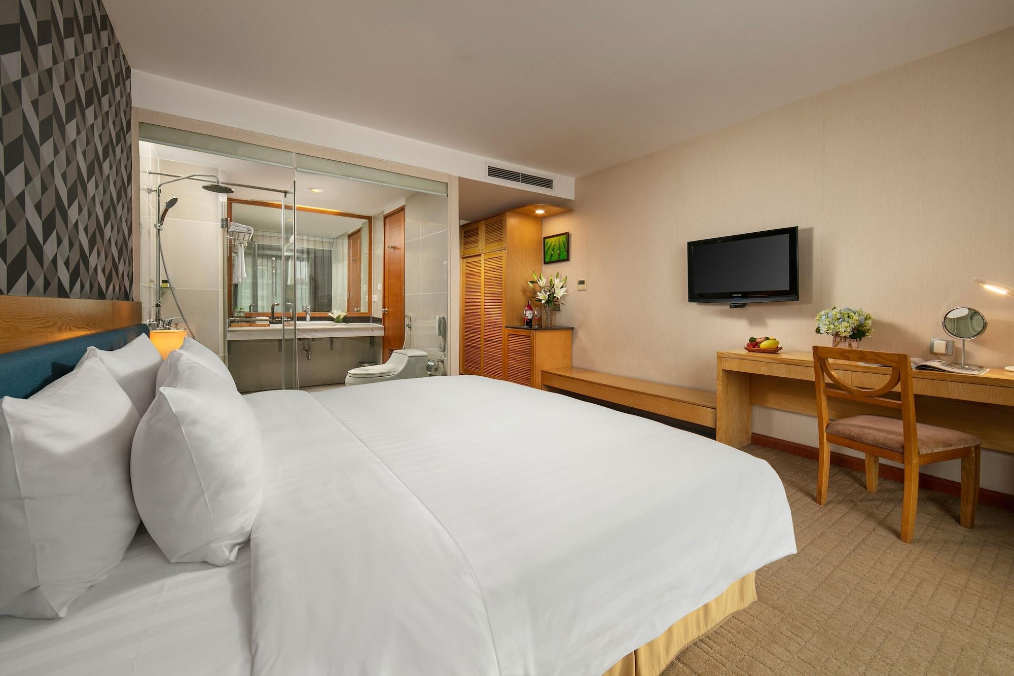La Casa Hotel