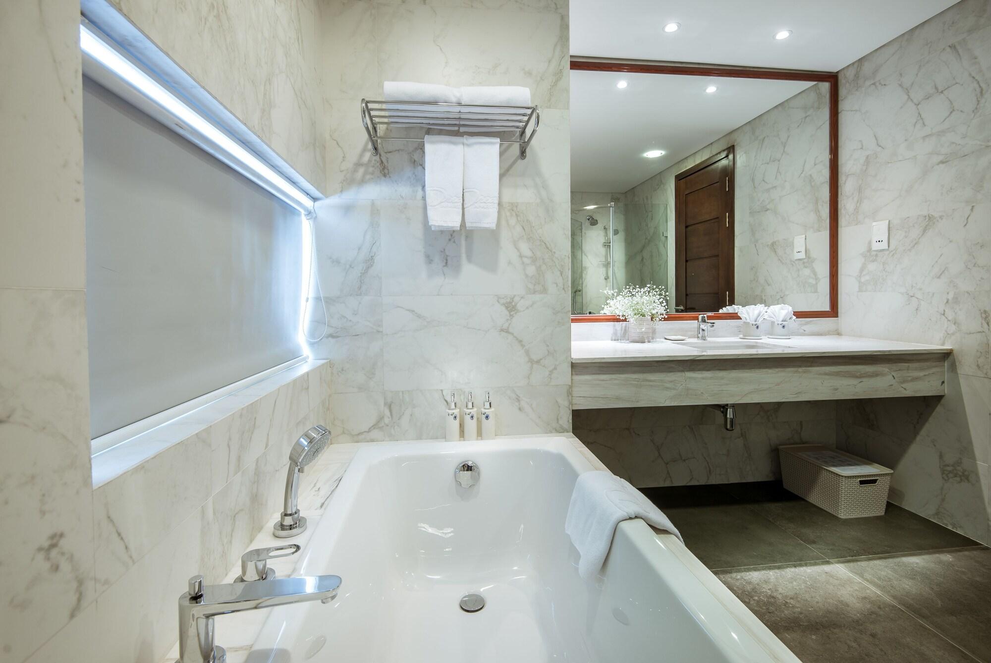 Hotel Dream Hotel And Apartment Hanoi