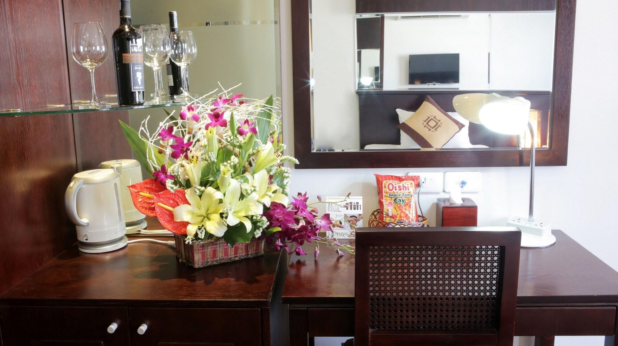 Hotel De Grand Hanoi