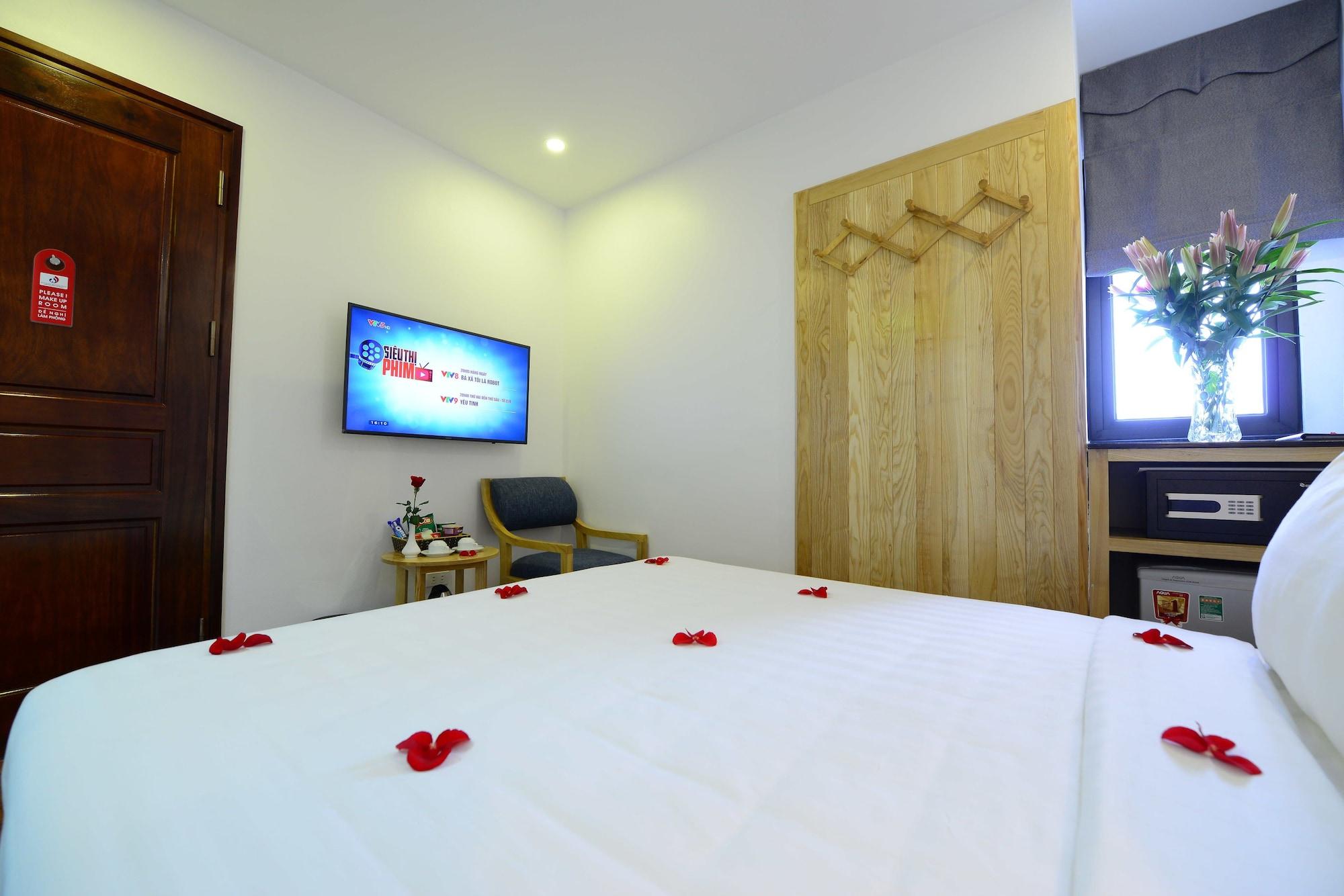 Hotel Blue Luxury Hanoi