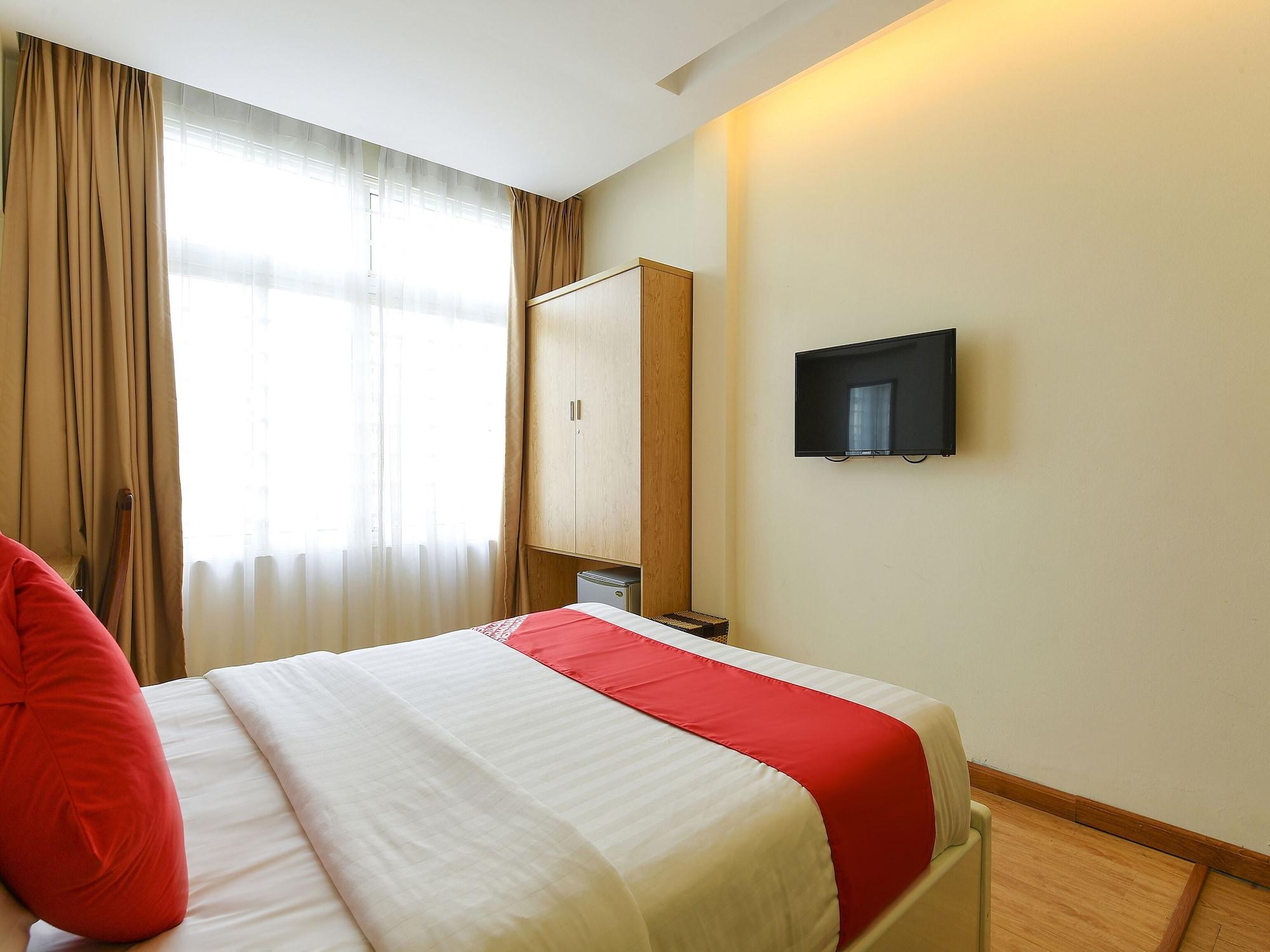 Oyo 210 Saki Hotel 3*