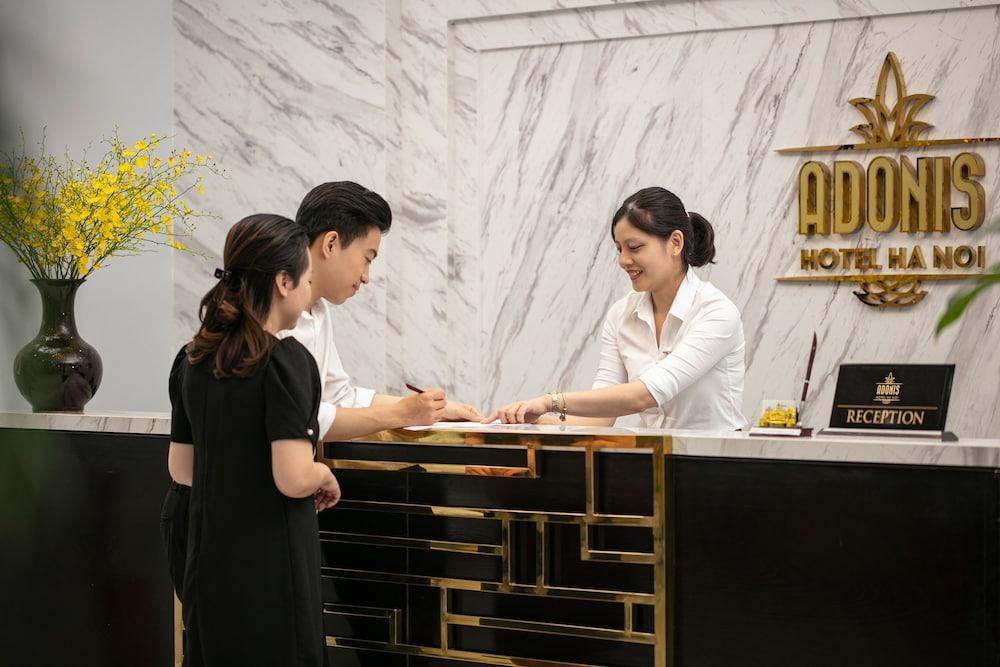 Adonis Hotel