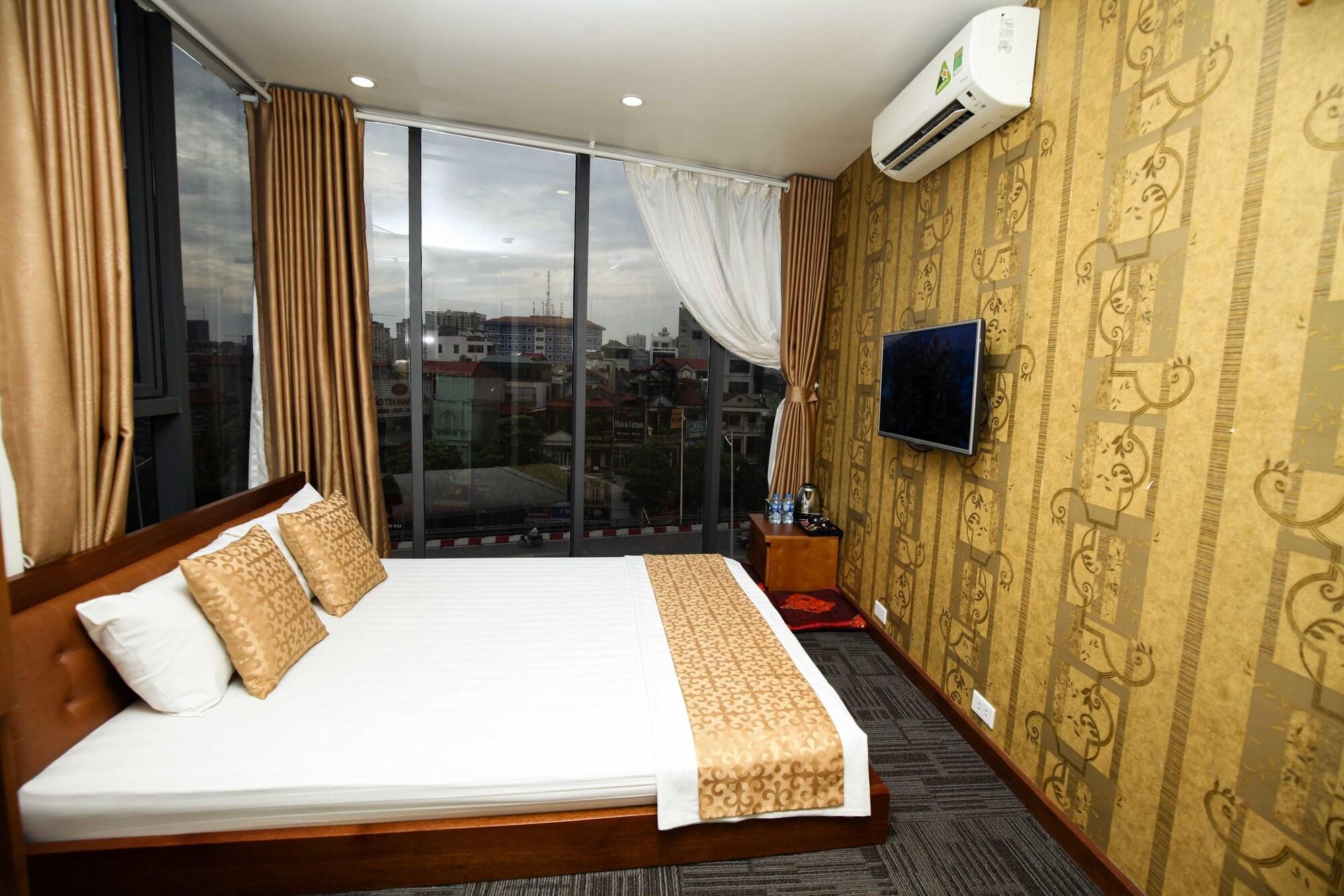 Coco Cau Giay Hotel 3*