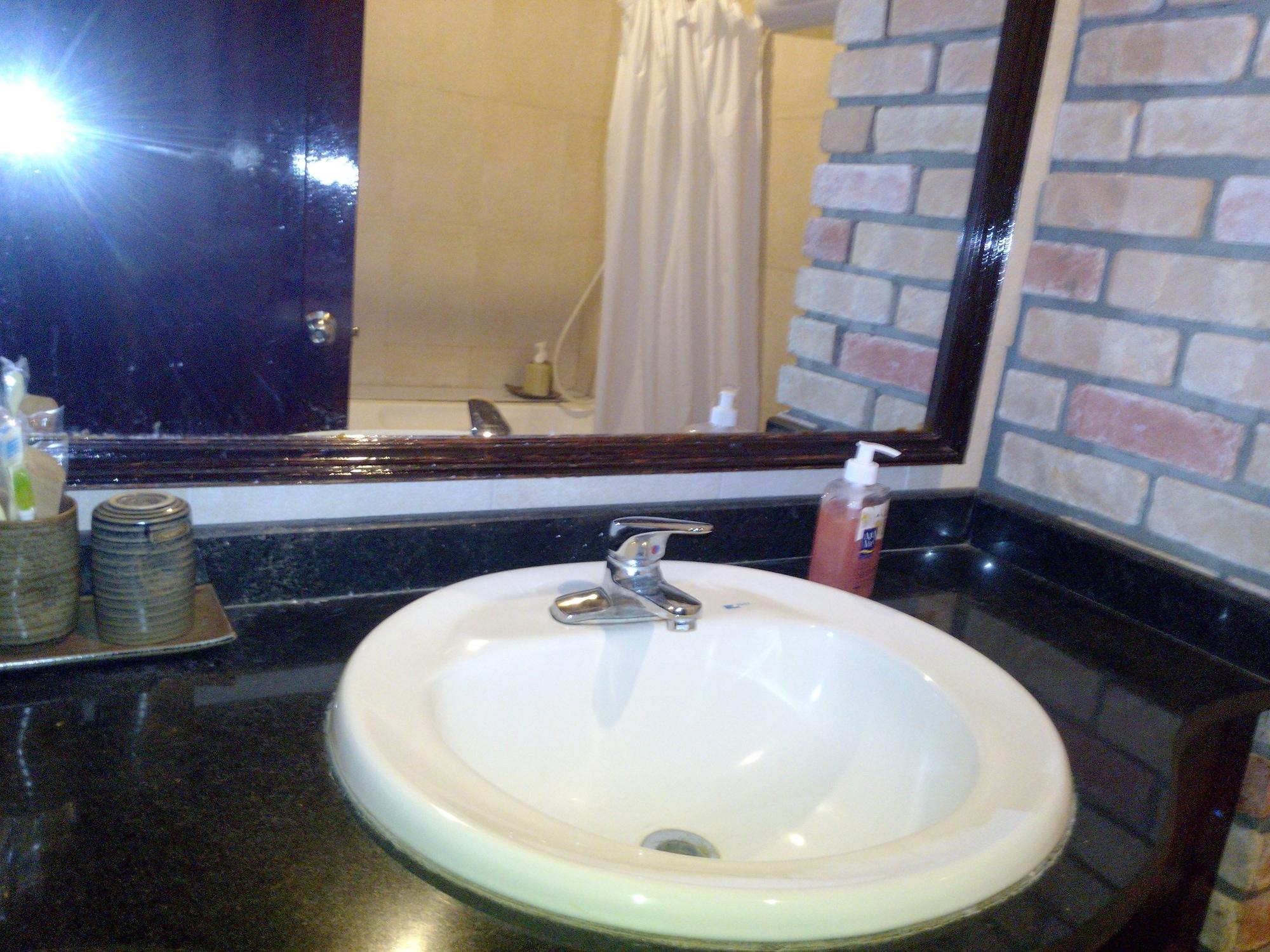 Hotel Garden Queen 2*