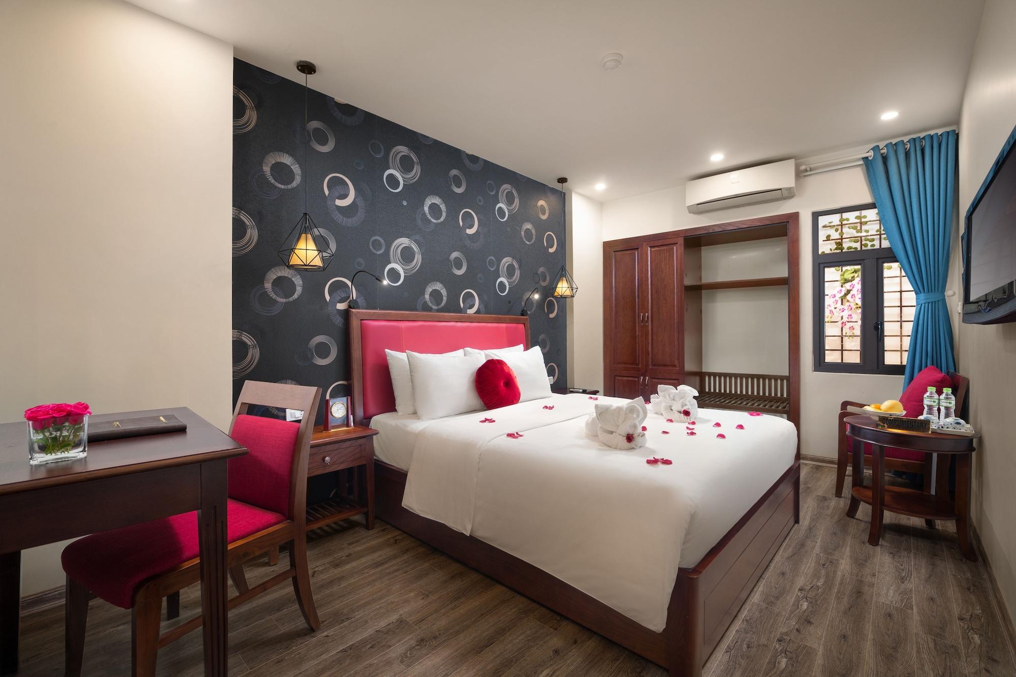 Hotel Holiday Emerald Hanoi