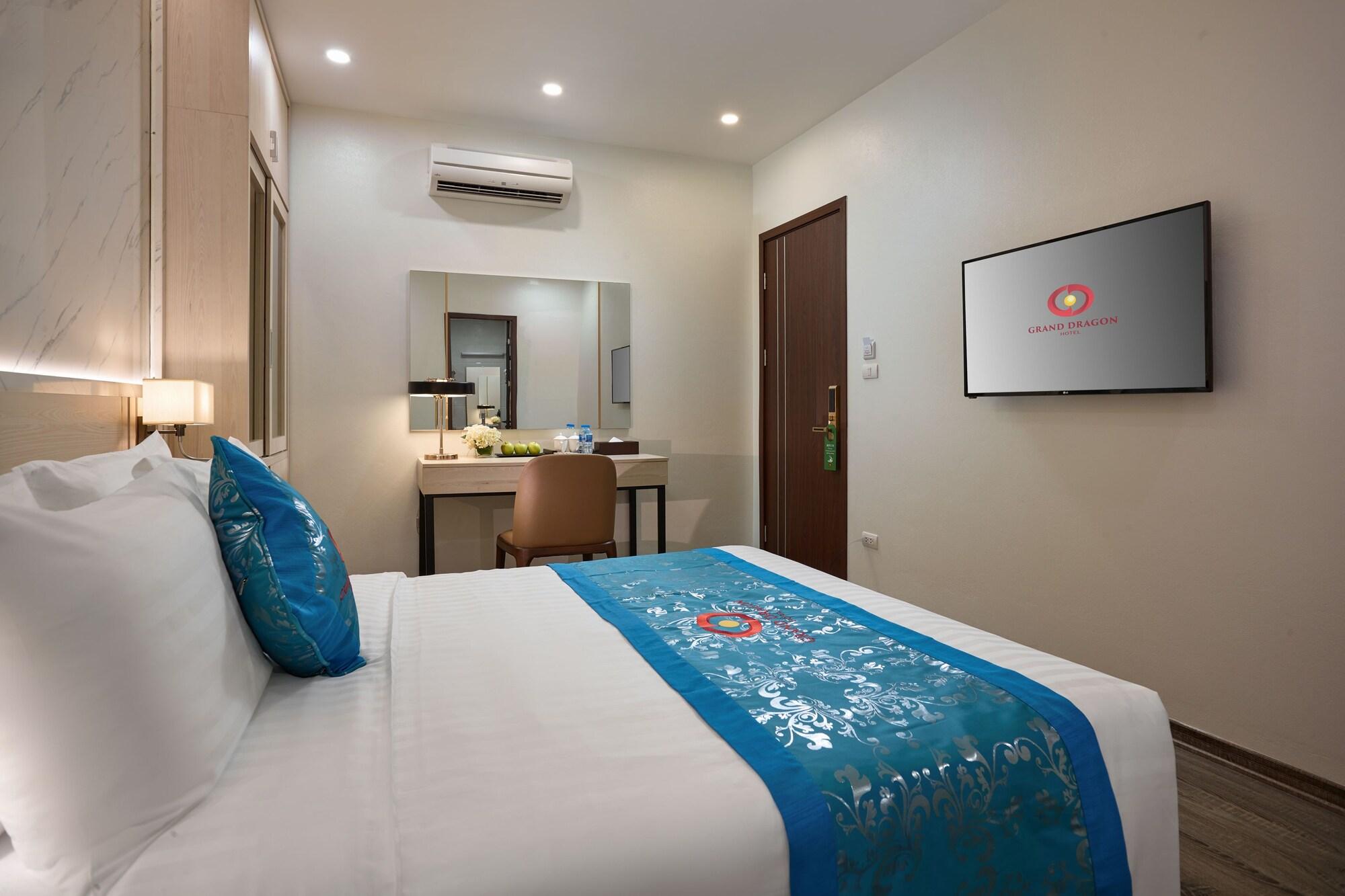 Hotel Grand Dragon 4*