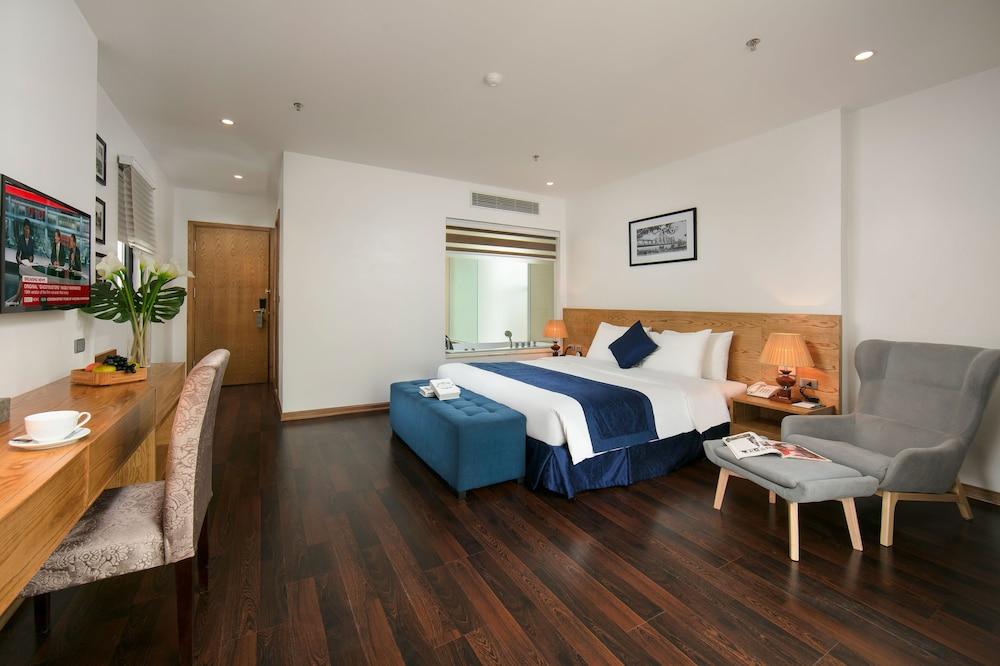 Paon & Hotel