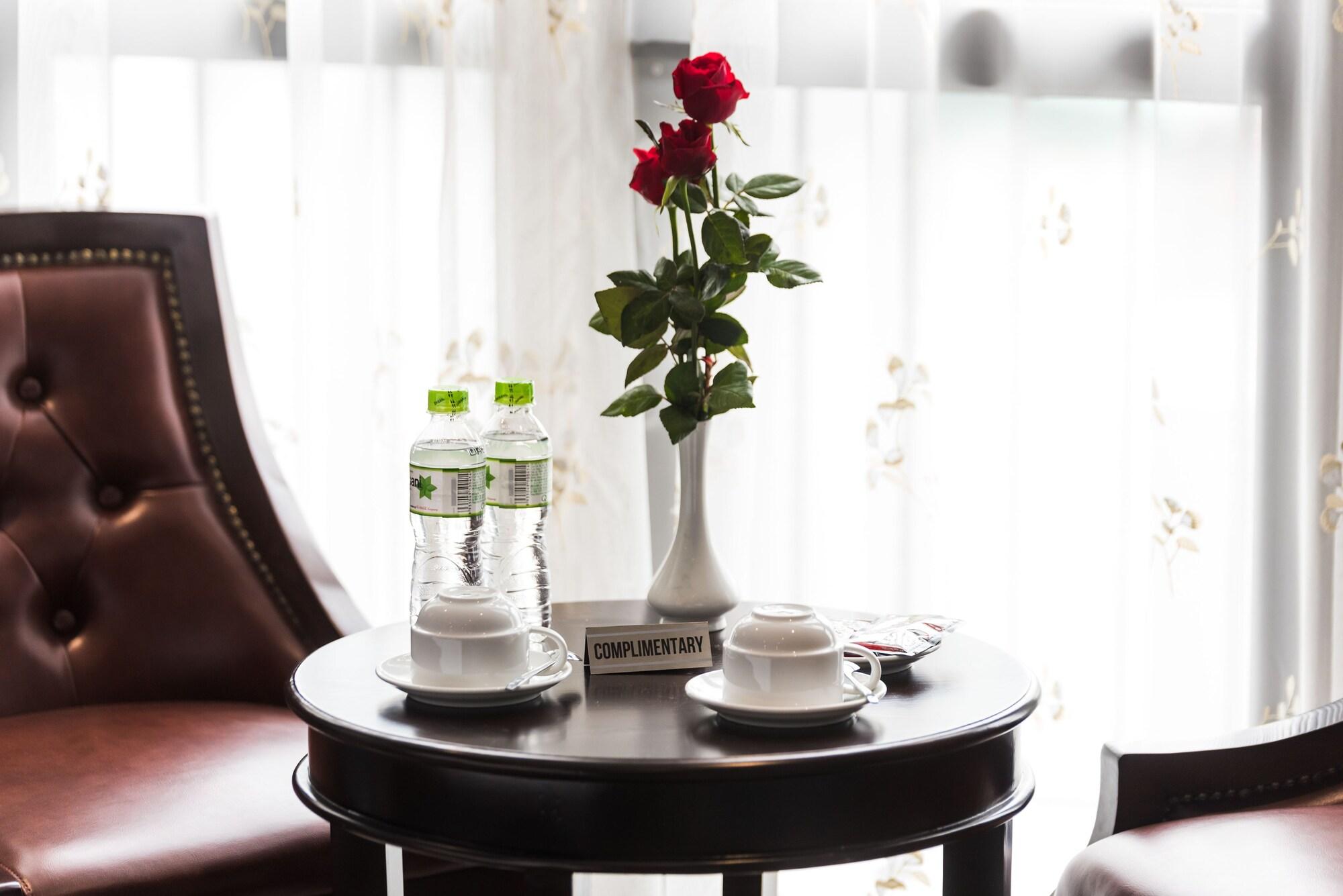 Hotel Crystal Pearl 3*