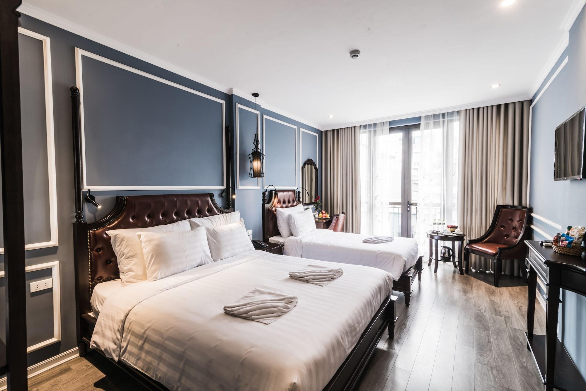 Crystal Pearl Hotel