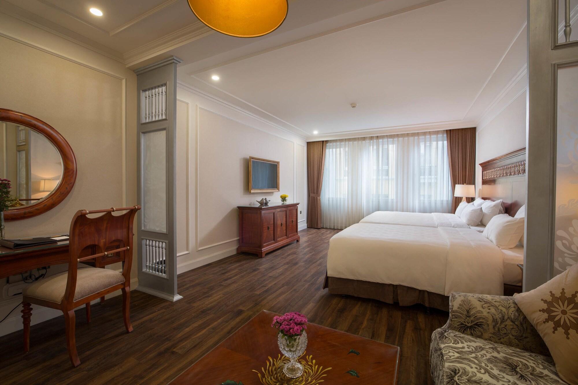 Damsels Boutique Hanoi