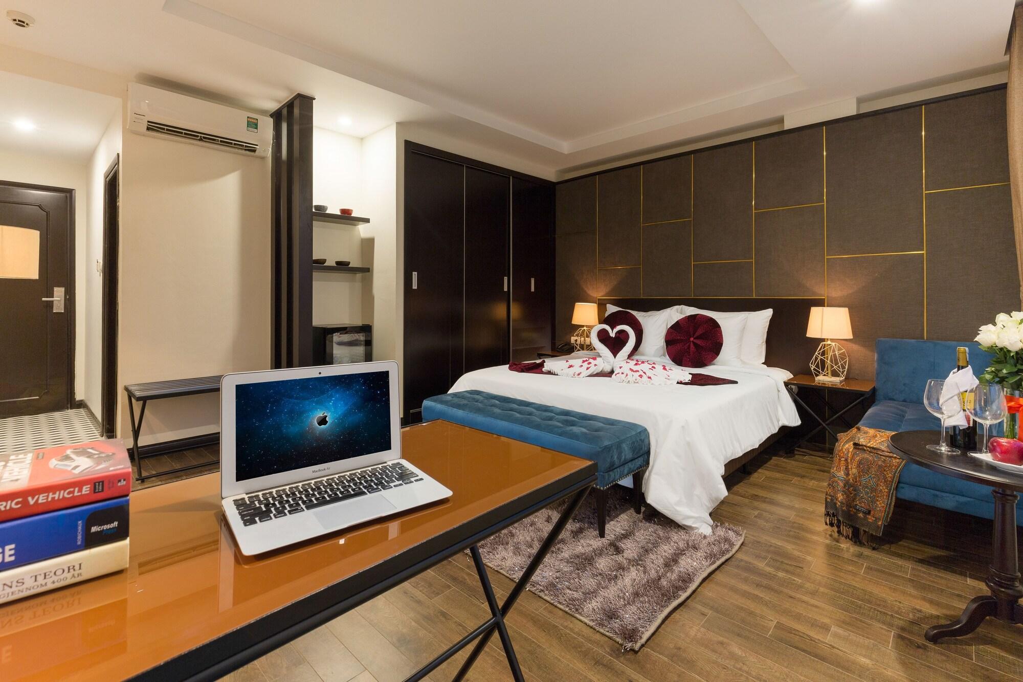 Hotel La Sante & 4*