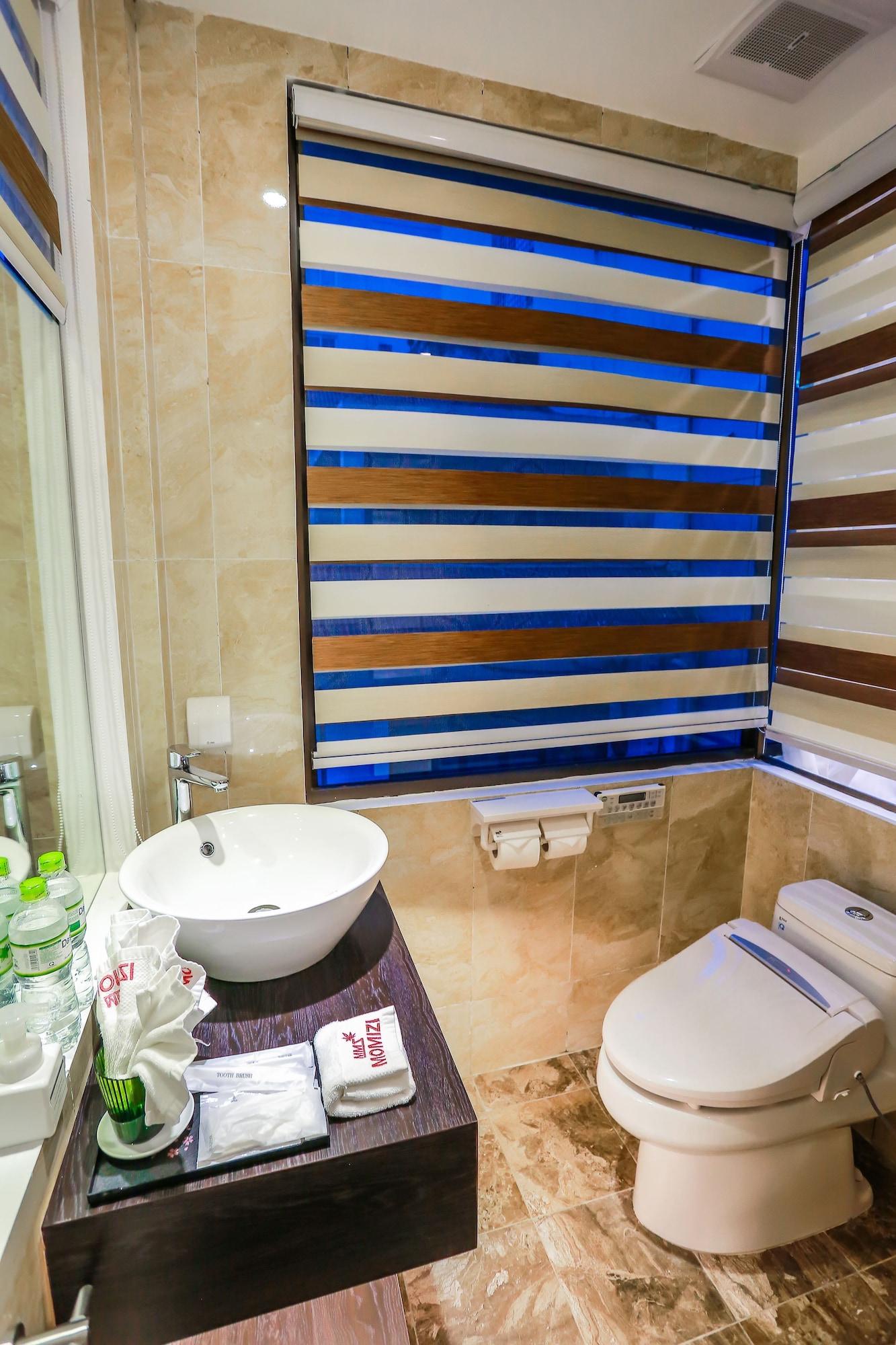 Momizi Business Hanoi