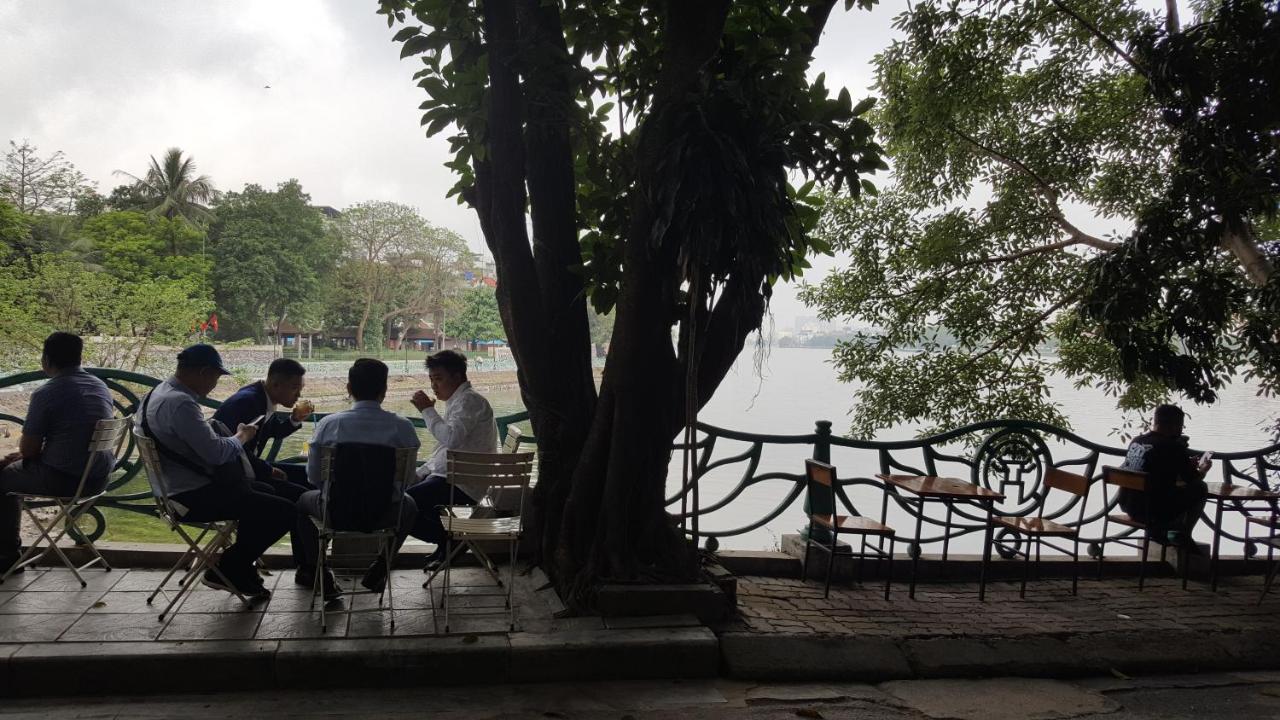 Price Ho Tay For Long Apartment