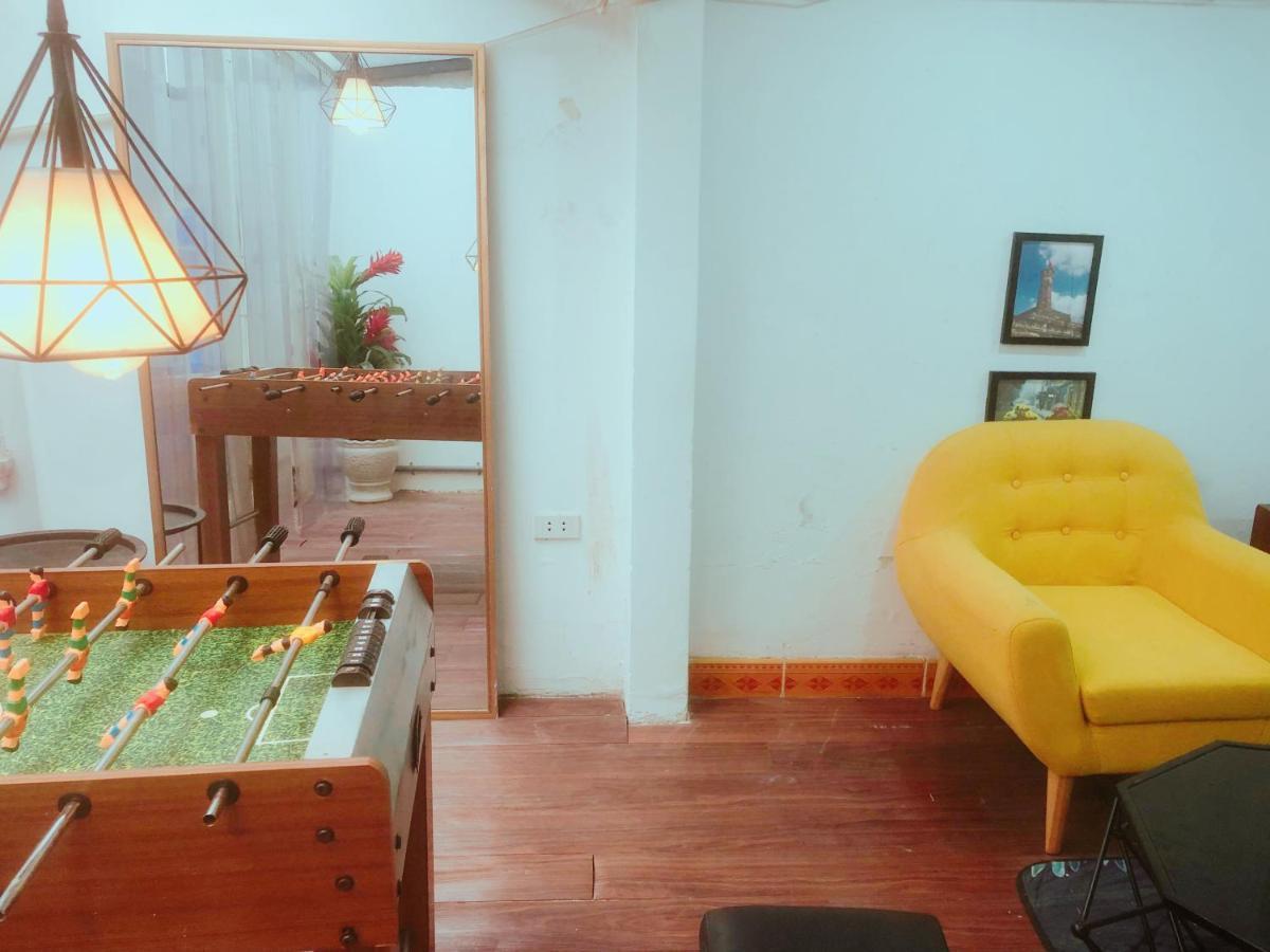 Apartamento Aura Whole French House Hanói