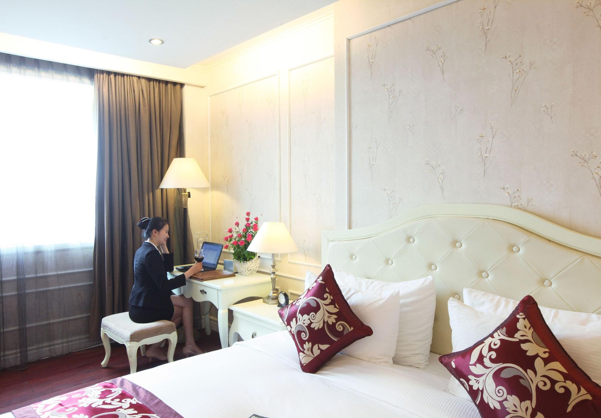 Medallion Khách sạn
