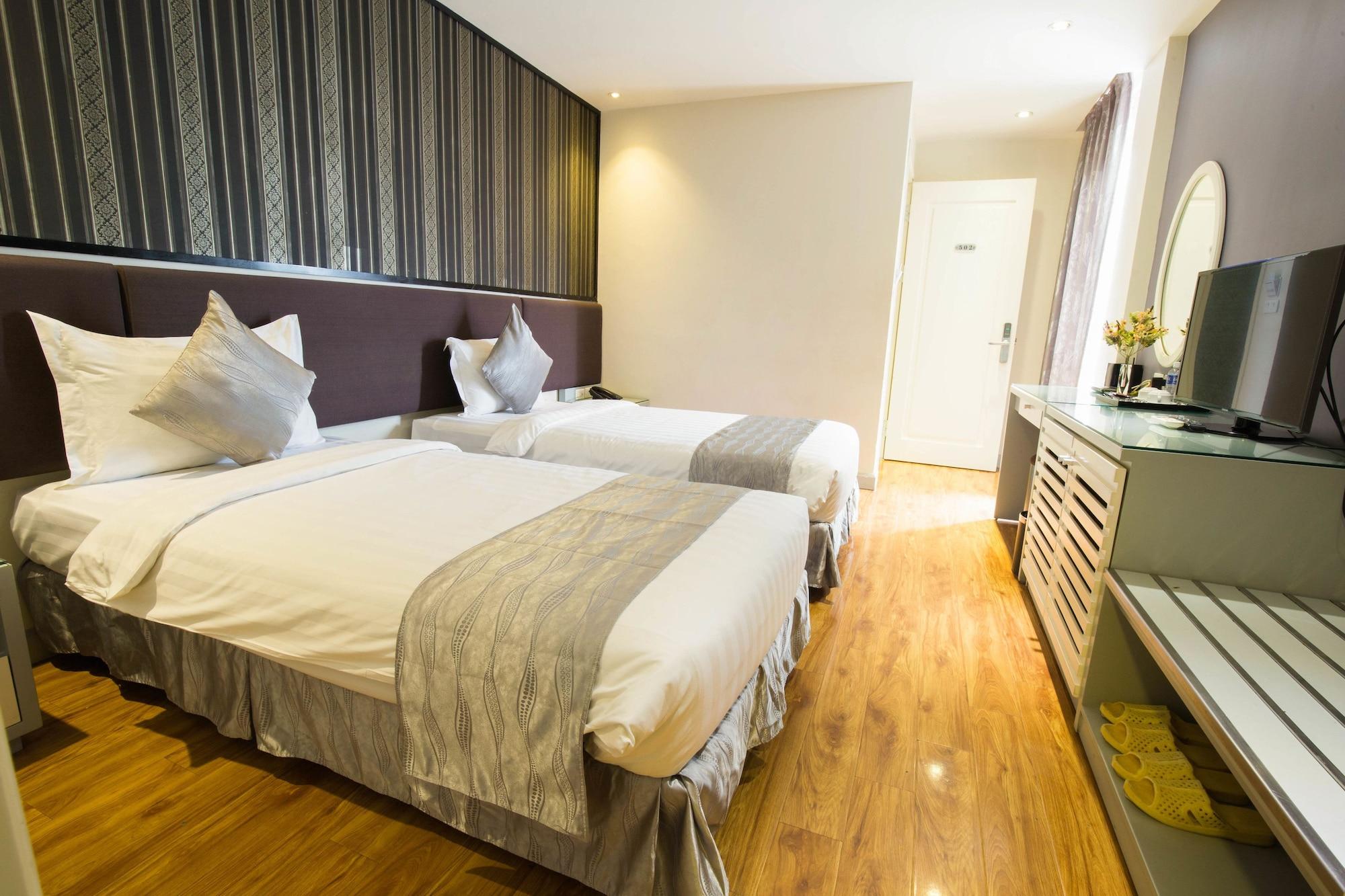 Riverside Boutique 3*