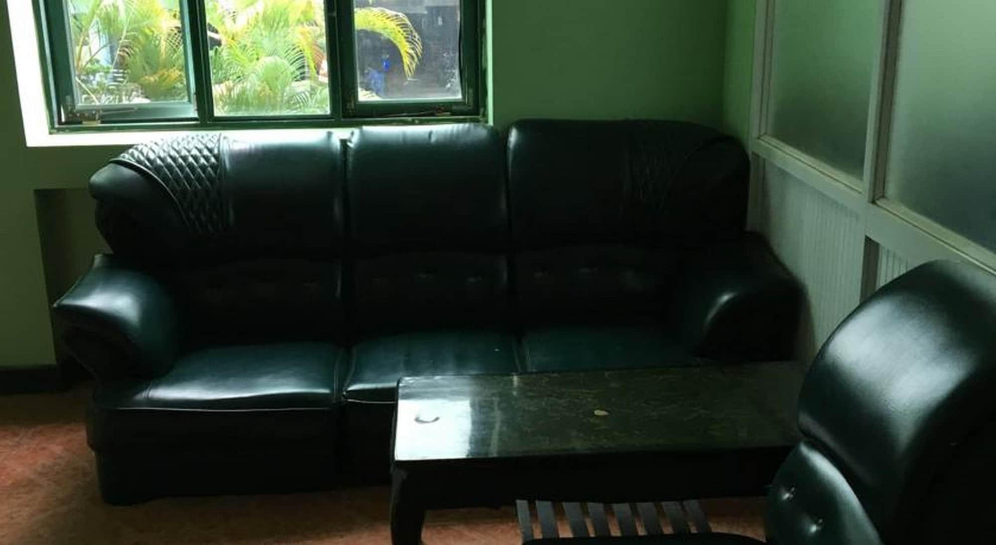 Hotel Quan Hoa Hanoi