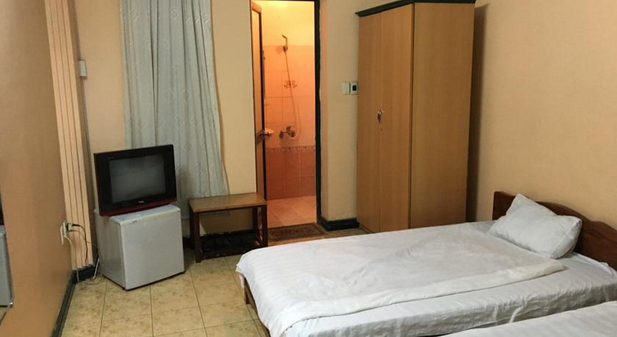 Hotel Quan Hoa Hanoi