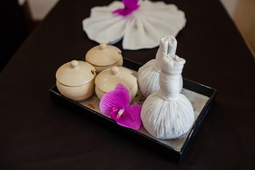 Khách sạn Và Dưỡng Viola Royal