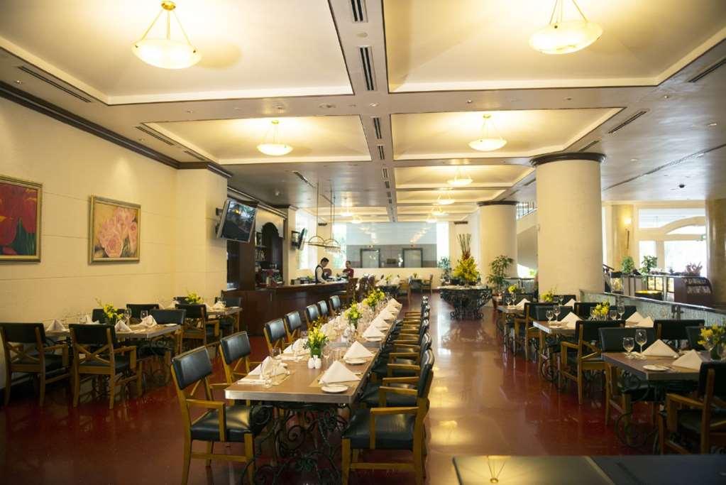 Khách sạn Fortuna 4*