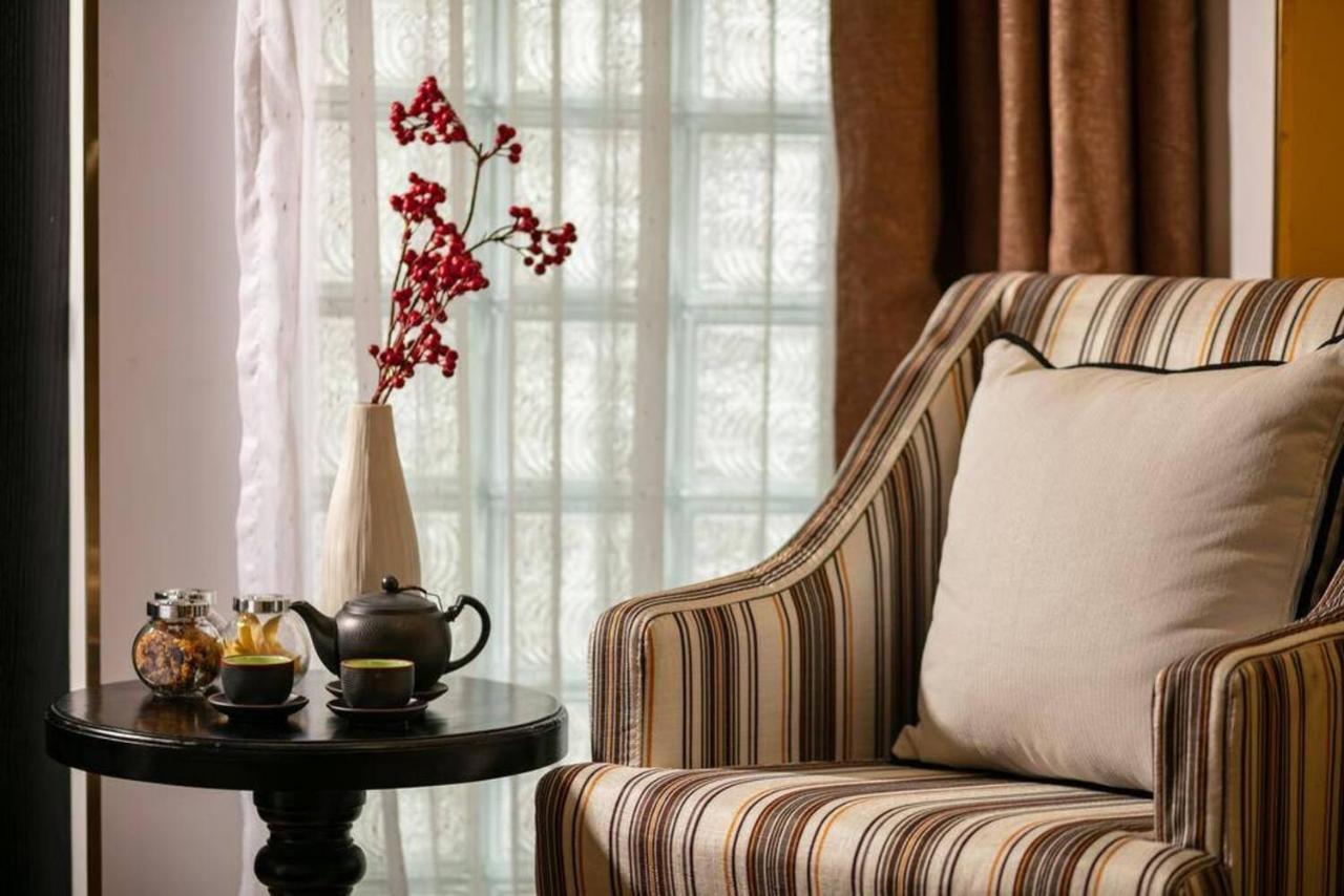 Harmonia & 4* Hanoi