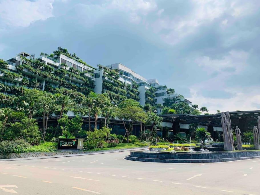 3 Phong Ngu Starsky Hoang Quyen 9- Flamingo Dai Lai Resort- Voi Be Boi & An Sang Mien Phi * Hanoi
