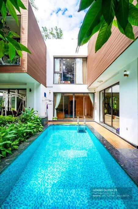 3 Phong Ngu Starsky Hoang Quyen 9- Flamingo Dai Lai Resort- Voi Be Boi & An Sang Mien Phi * Hanoi