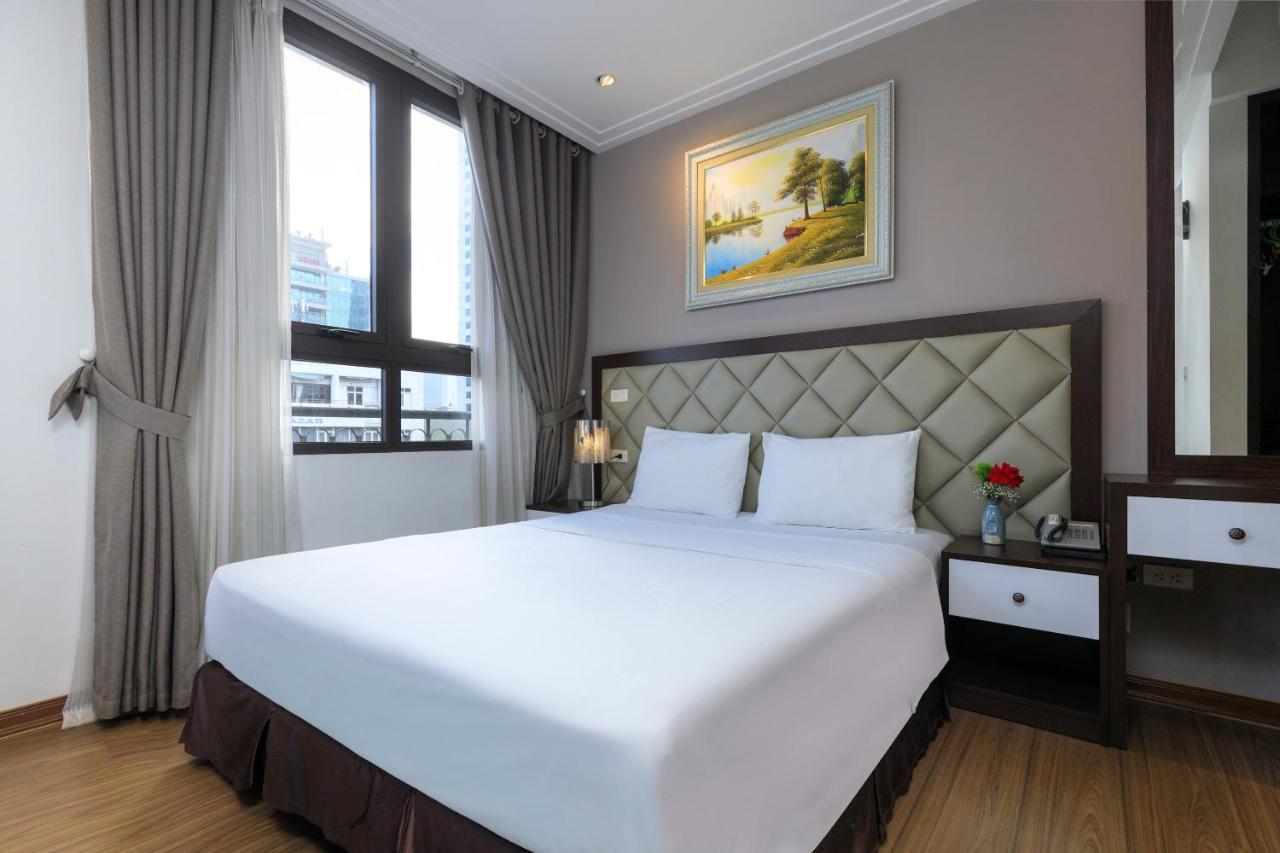 Hotel Yolo Wa Hanoi