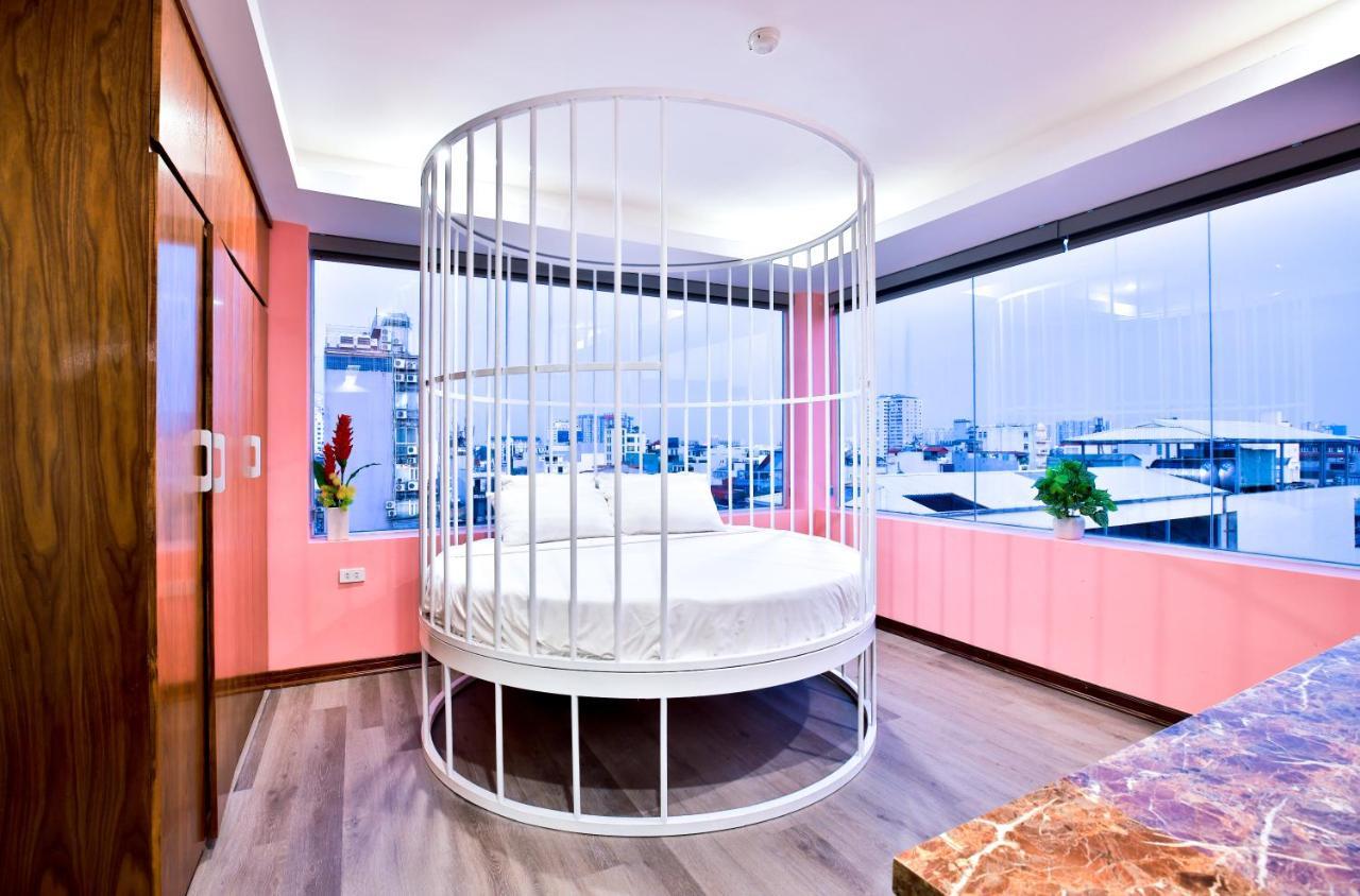 Hotel Night Hanoi