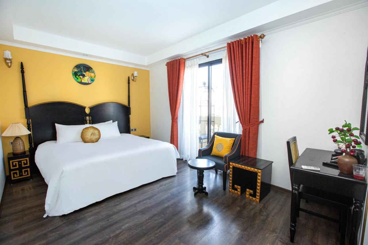 Center Silk Boutique & Travel Hanoi