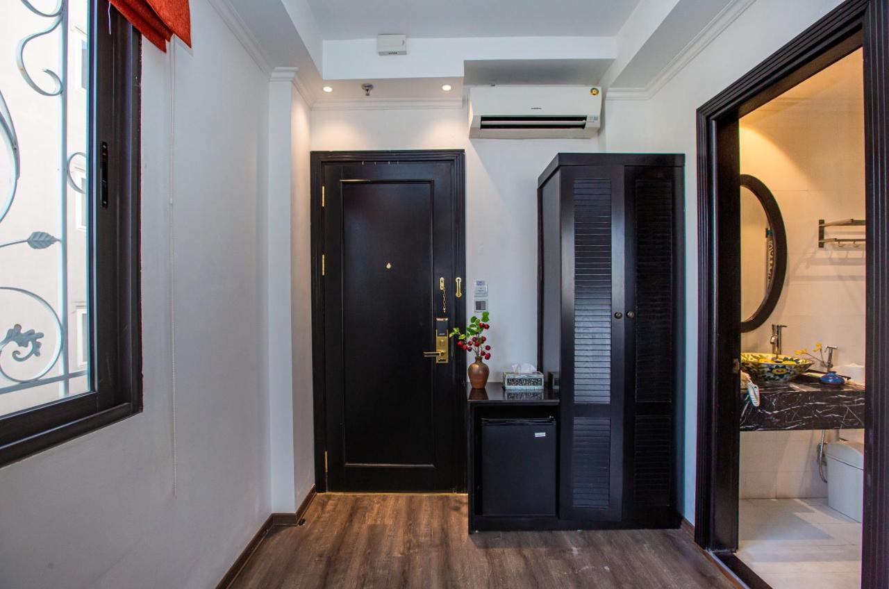 Hotel Center Silk Boutique & Travel