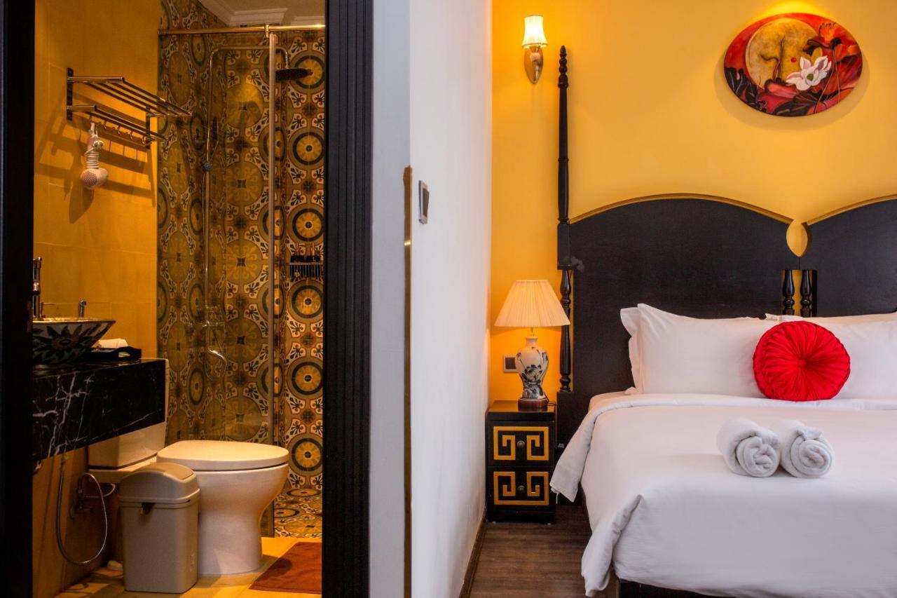 Center Silk Boutique & Travel