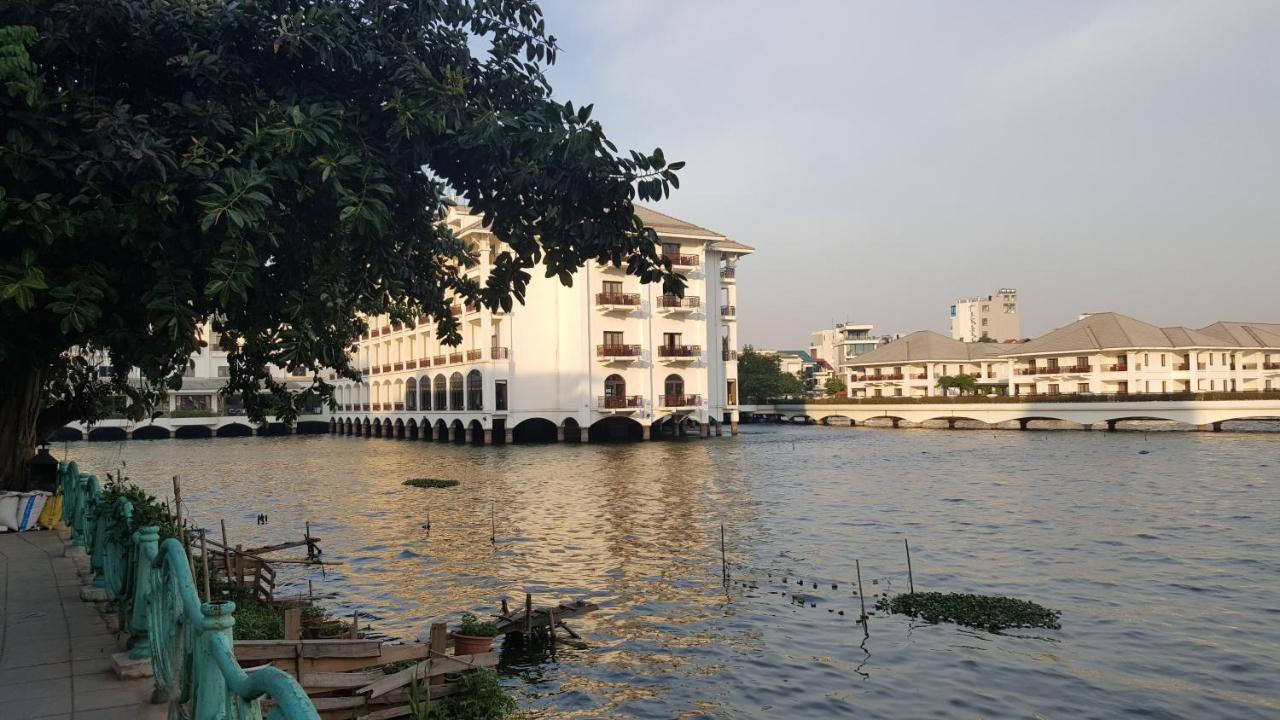 Price Ho Tay For Long