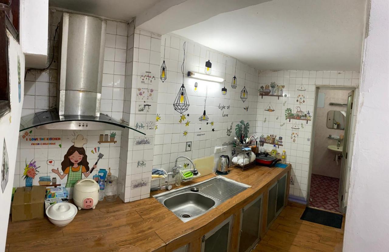 Jimtom Homestay Ven Pho Co Apartment Hanoi