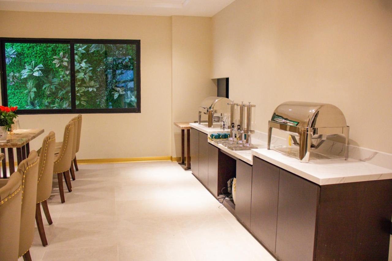 Hotel Ping Diamond Hanoi