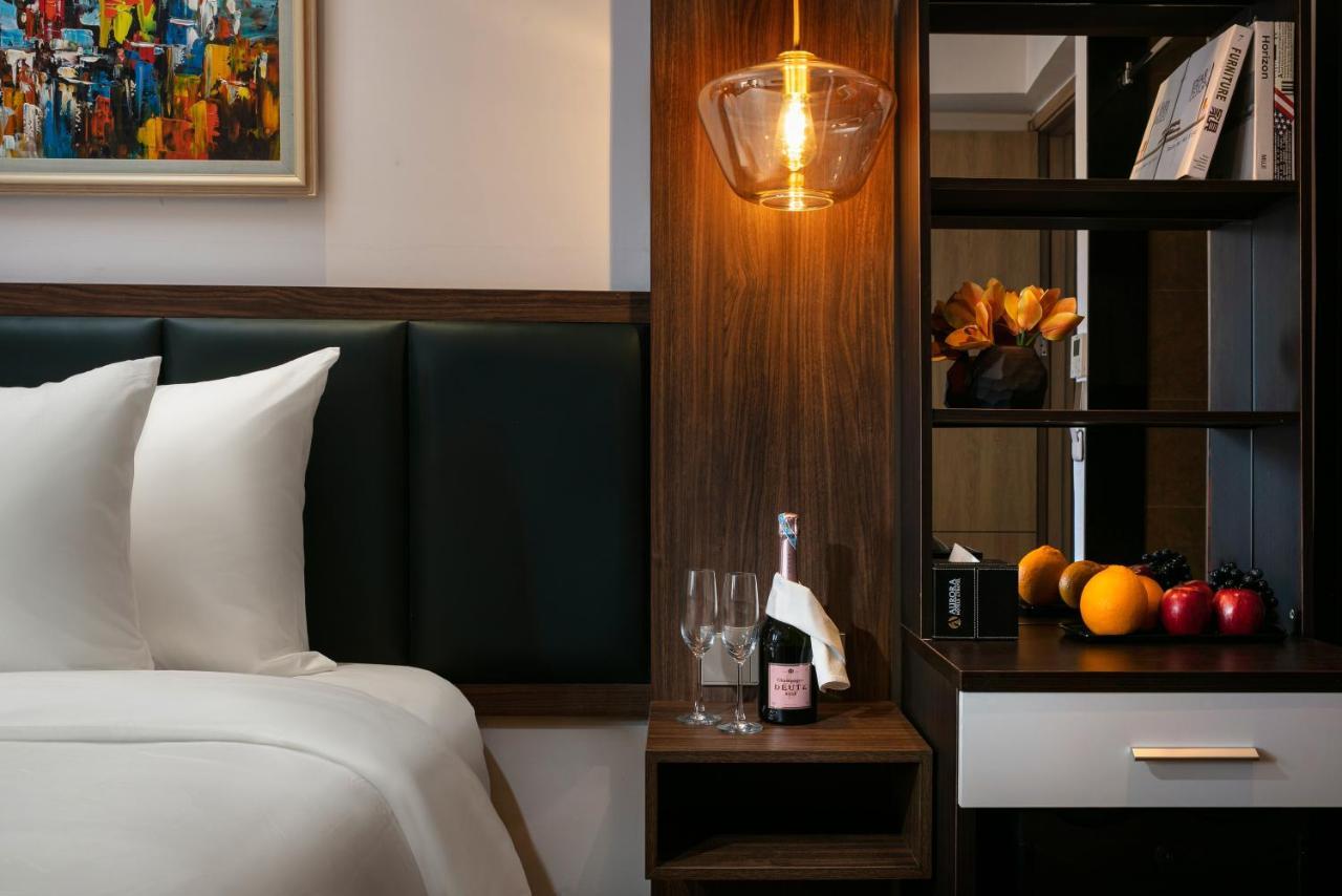 Bendecir & Hotel