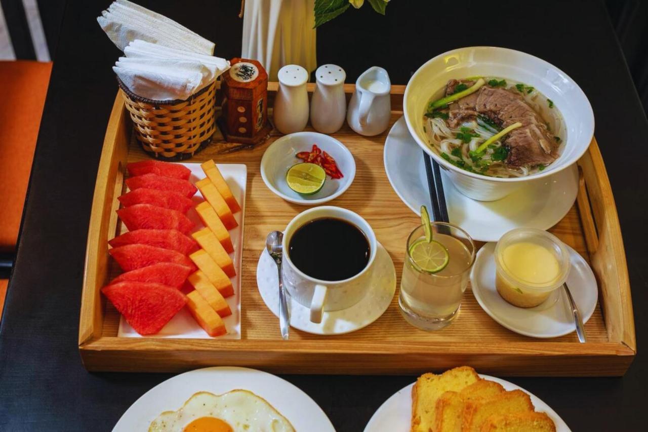 Emerald Waters Classy Hotel 4*
