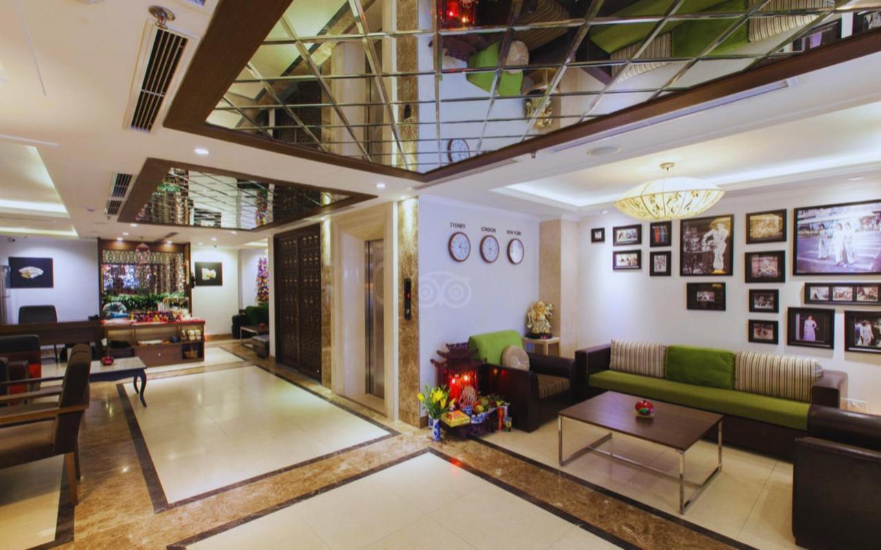 Emerald Waters Classy Hotel Hanoi
