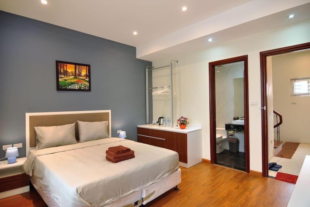 Homestay - Fabulous 09756-59323 *
