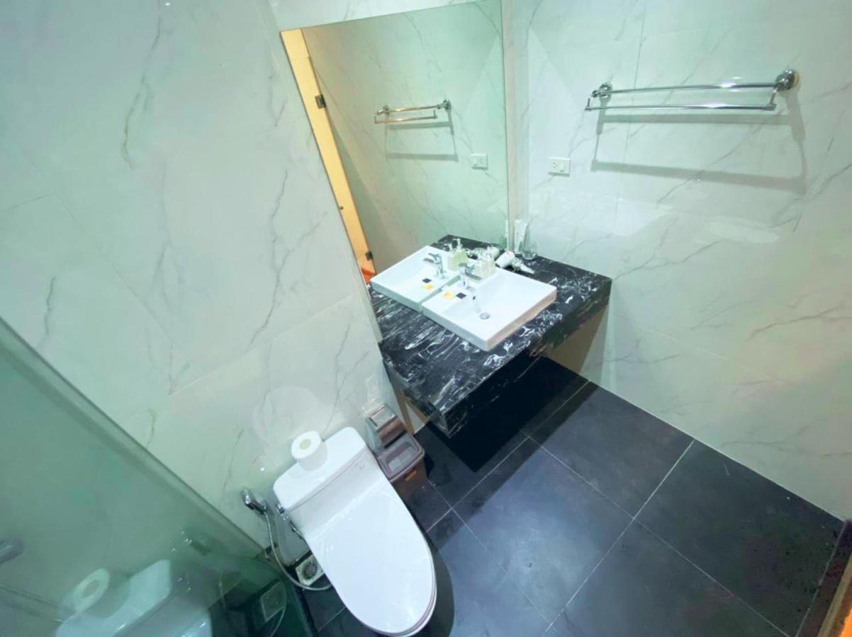 - Fabulous 09756-59323