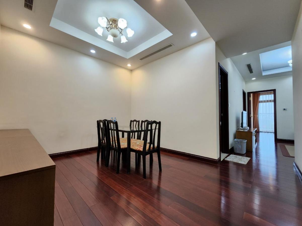 Royal Apartment *